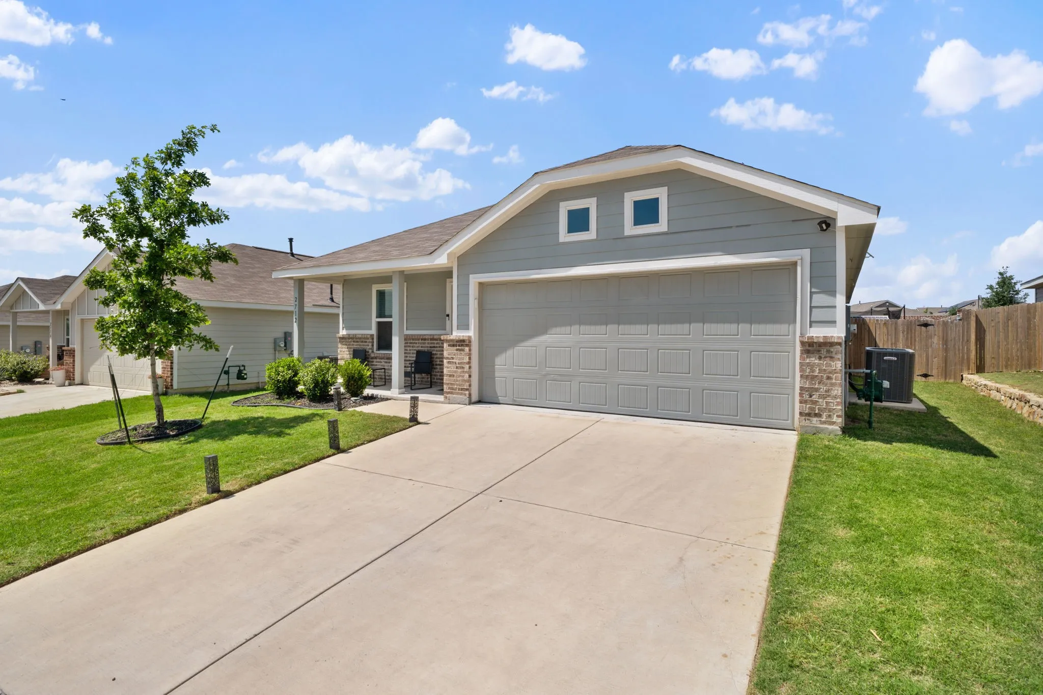 Single Family Residence For Sale in Tarrant County , 2712 Starwater Drive, Fort Worth, Texas 76179, 3 Bedroom, 2 Bathroom, 2 Garage spaces, 1,241 Sqft, built in 2022, mls#21257721, Real Estate Agent in Fort Worth, Homes For Sale in Tarrant county, Homes For Sale in Fort Worth, Realtor in Fort Worth Texas, Real Estate Brokerage Independent Realty Texas, Luminita Cordes Realtor