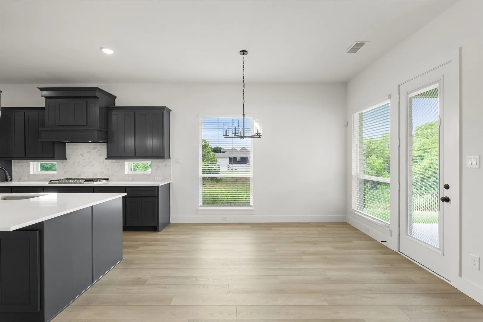 412 Hidden Cove- DIning-1