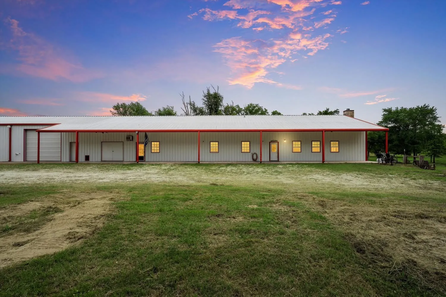 Single Family Residence For Sale in Limestone County , 237 Lcr 711, Kosse, Texas 76653, 3 Bedroom, 2 Bathroom, Garage spaces, 2,040 Sqft, built in 1996, Preowned, mls#21255271, Real Estate Agent in Kosse, Homes For Sale in Limestone county, Homes For Sale in Kosse, Realtor in Kosse Texas, Real Estate Brokerage Independent Realty Texas, Luminita Cordes Realtor