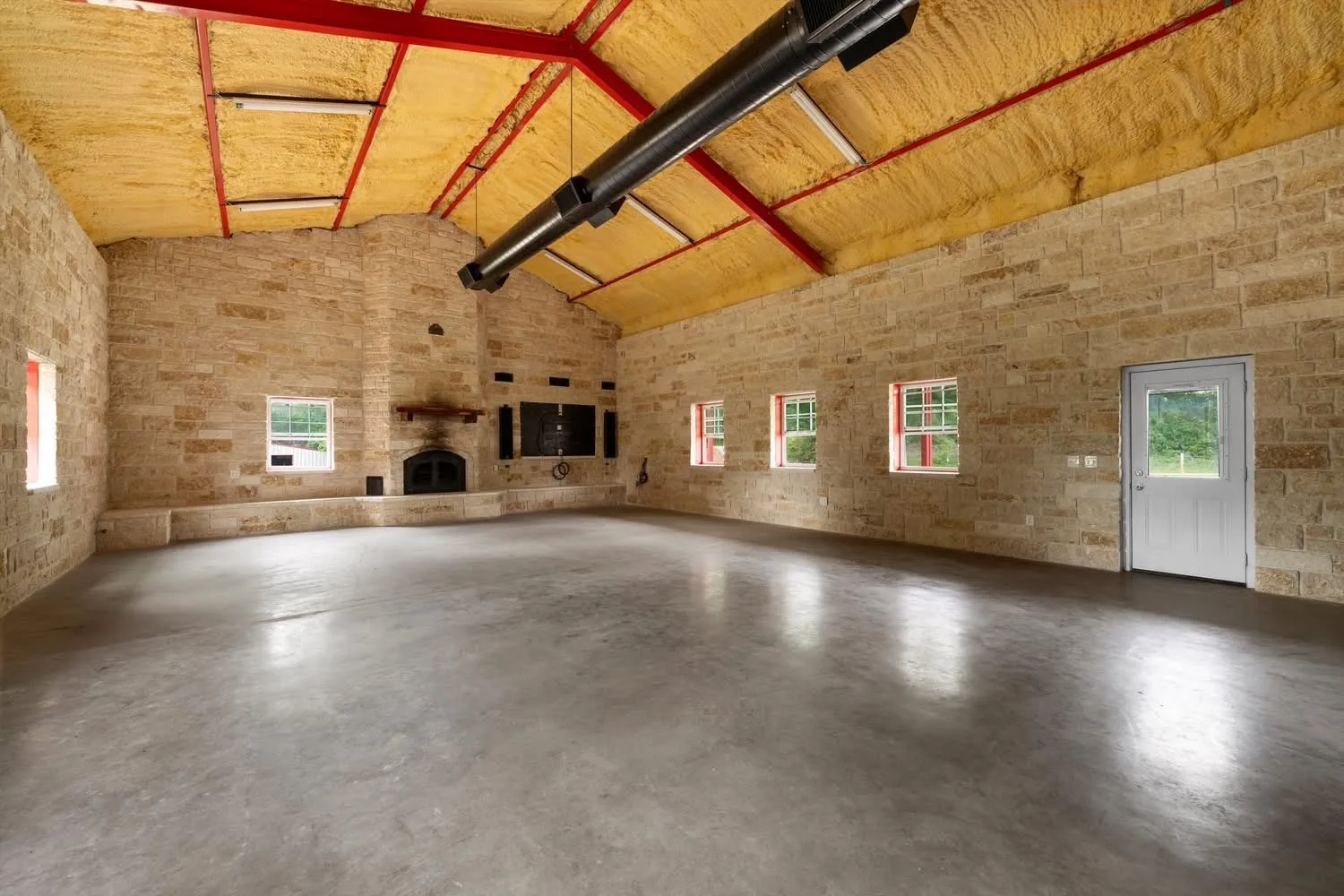 Single Family Residence For Sale in Limestone County , 237 Lcr 711, Kosse, Texas 76653, 3 Bedroom, 2 Bathroom, Garage spaces, 2,040 Sqft, built in 1996, Preowned, mls#21255271, Real Estate Agent in Kosse, Homes For Sale in Limestone county, Homes For Sale in Kosse, Realtor in Kosse Texas, Real Estate Brokerage Independent Realty Texas, Luminita Cordes Realtor