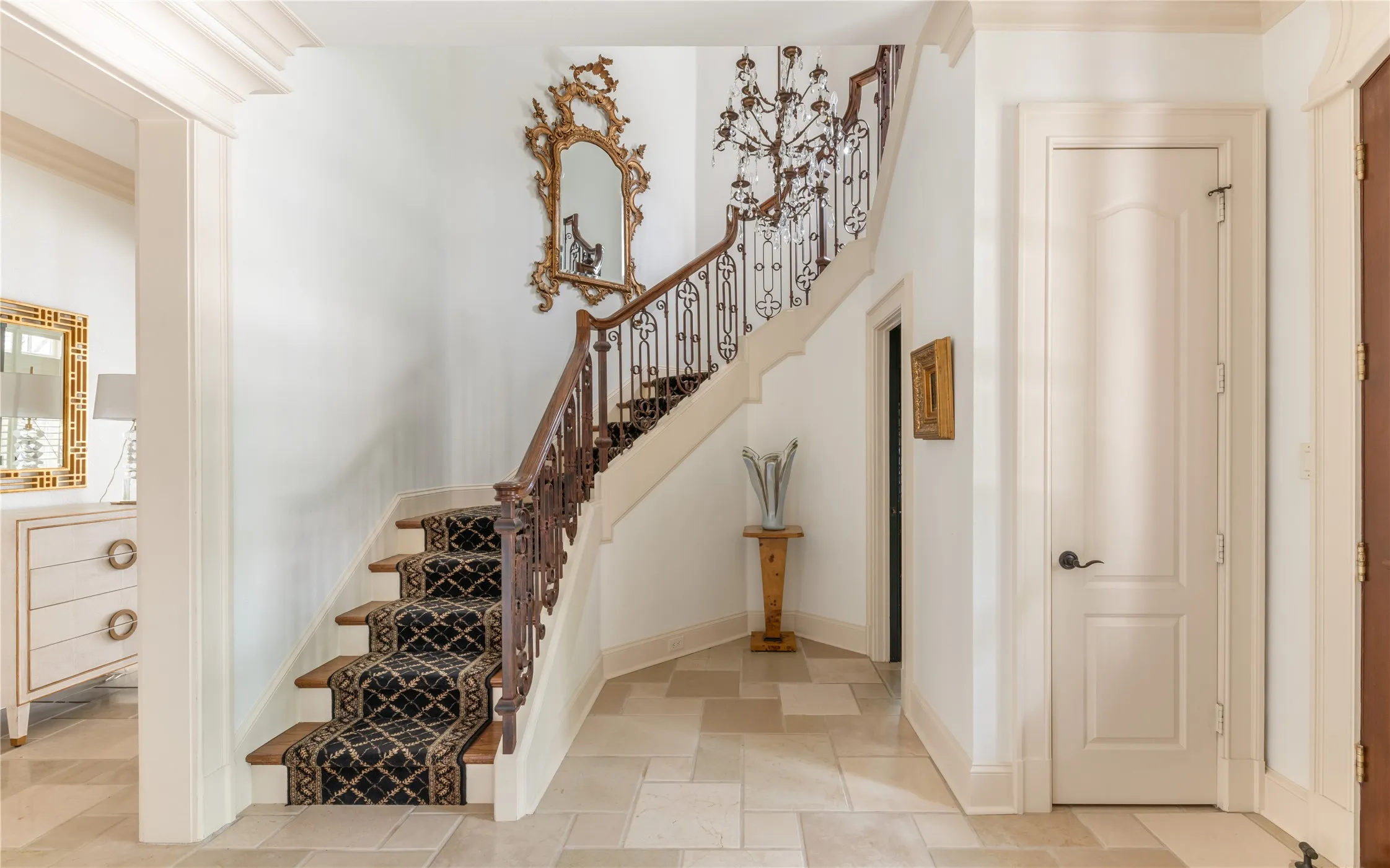 Single Family Residence For Sale in Dallas County , 6907 Preston Glen Drive, Dallas, Texas 75230, 3 Bedroom, 4 Bathroom, 2 Garage spaces, 4,666 Sqft, built in 2000, Preowned, mls#21246294, Real Estate Agent in Dallas, Homes For Sale in Dallas county, Homes For Sale in Dallas, Realtor in Dallas Texas, Real Estate Brokerage Independent Realty Texas, Luminita Cordes Realtor