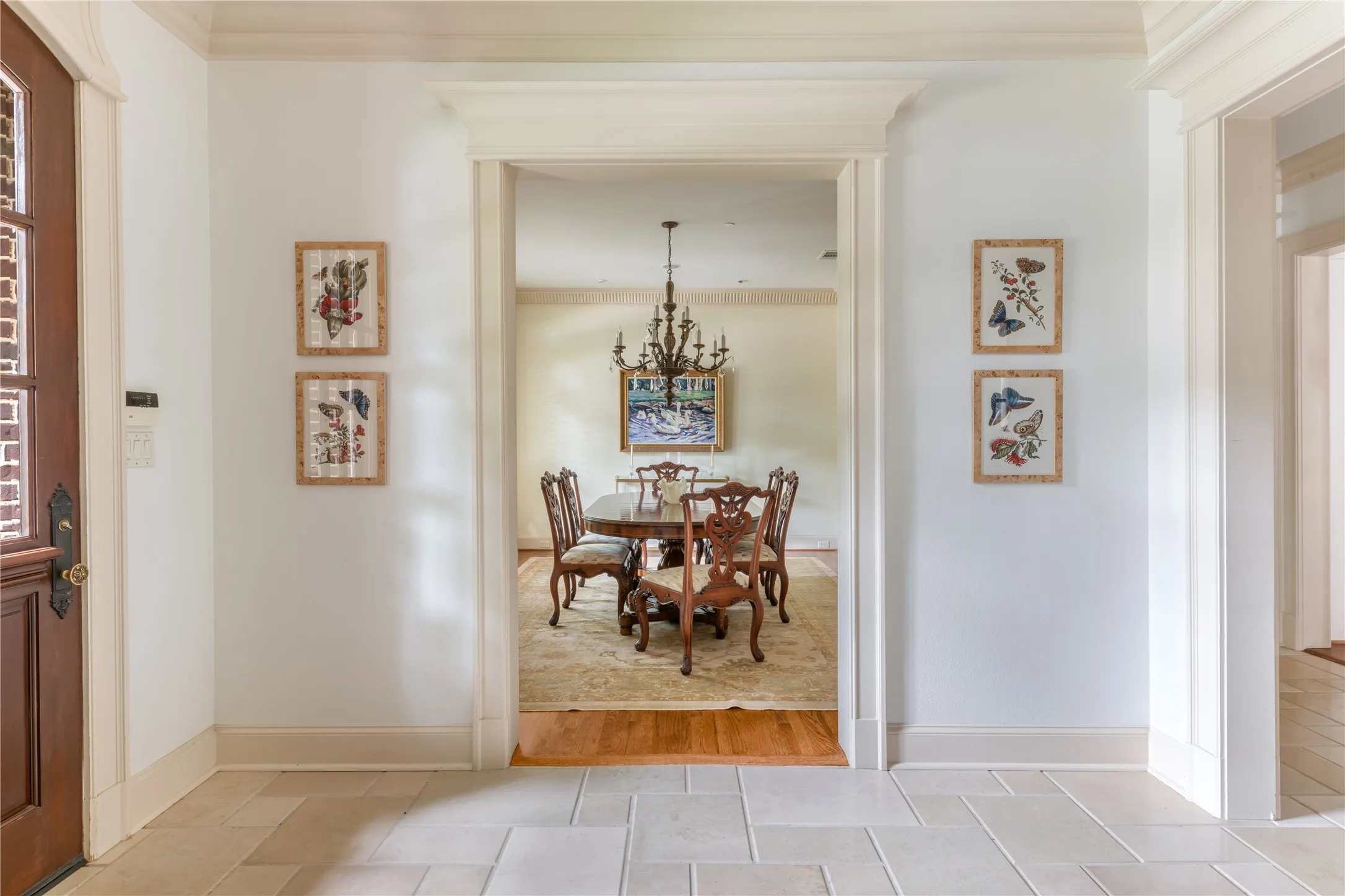 Single Family Residence For Sale in Dallas County , 6907 Preston Glen Drive, Dallas, Texas 75230, 3 Bedroom, 4 Bathroom, 2 Garage spaces, 4,666 Sqft, built in 2000, Preowned, mls#21246294, Real Estate Agent in Dallas, Homes For Sale in Dallas county, Homes For Sale in Dallas, Realtor in Dallas Texas, Real Estate Brokerage Independent Realty Texas, Luminita Cordes Realtor