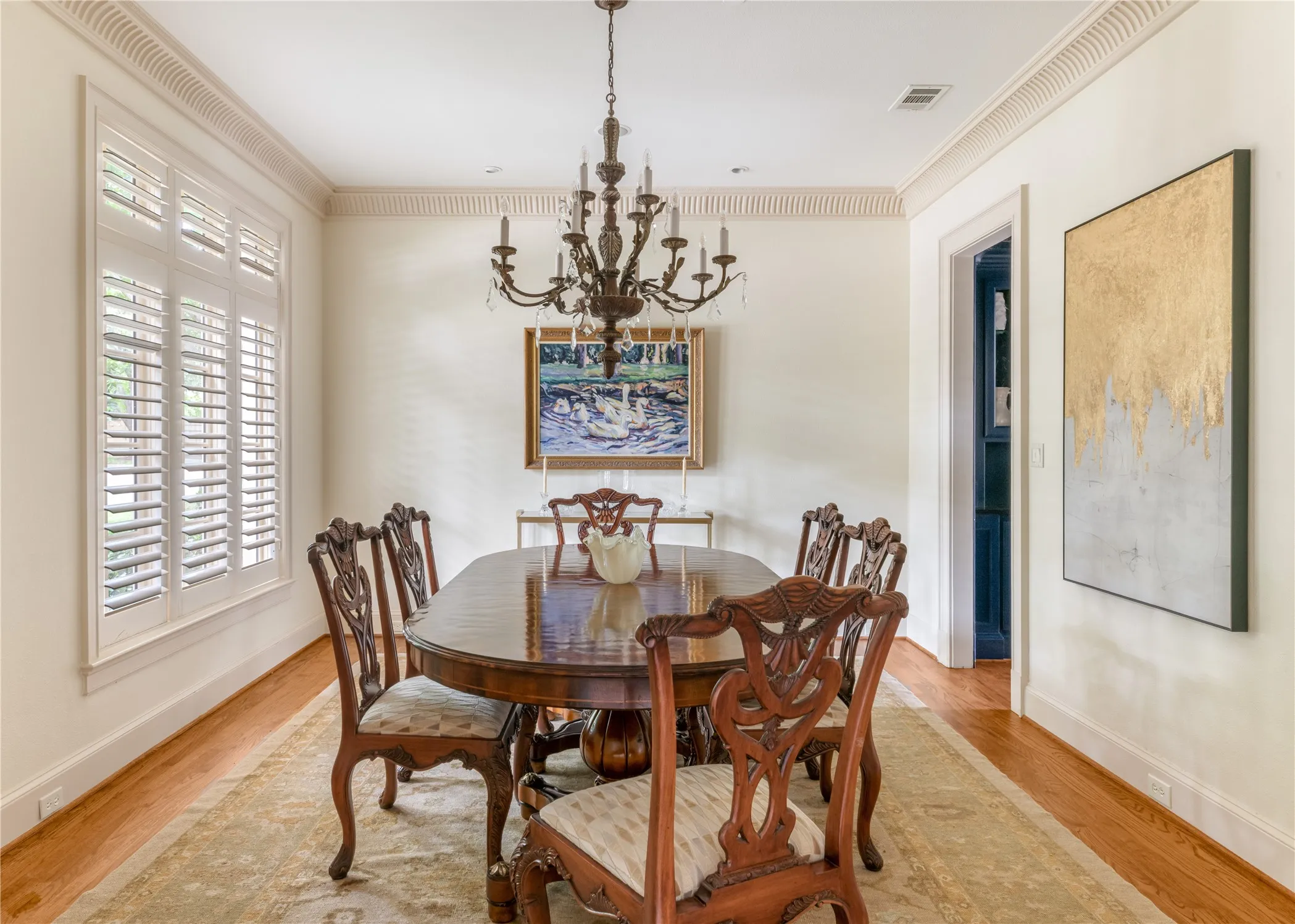 Single Family Residence For Sale in Dallas County , 6907 Preston Glen Drive, Dallas, Texas 75230, 3 Bedroom, 4 Bathroom, 2 Garage spaces, 4,666 Sqft, built in 2000, Preowned, mls#21246294, Real Estate Agent in Dallas, Homes For Sale in Dallas county, Homes For Sale in Dallas, Realtor in Dallas Texas, Real Estate Brokerage Independent Realty Texas, Luminita Cordes Realtor