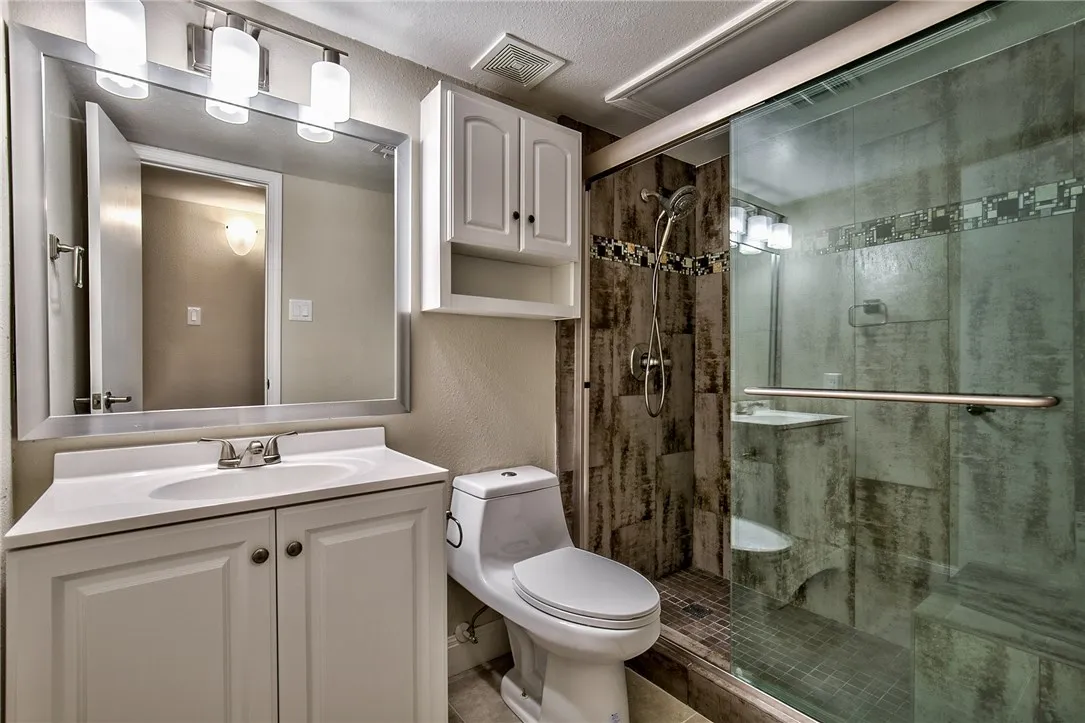 Condominium For Rent in Dallas County , 5823 Harvest Hill Road 2067, Dallas, Texas 75230, 2 Bedroom, 1 Bathroom, Garage spaces, 898 Sqft, built in 1970, Preowned, mls#21258834, Real Estate Agent in Dallas, Homes For Rent in Dallas county, Homes For Rent in Dallas, Realtor in Dallas Texas, Real Estate Brokerage Independent Realty Texas, Luminita Cordes Realtor