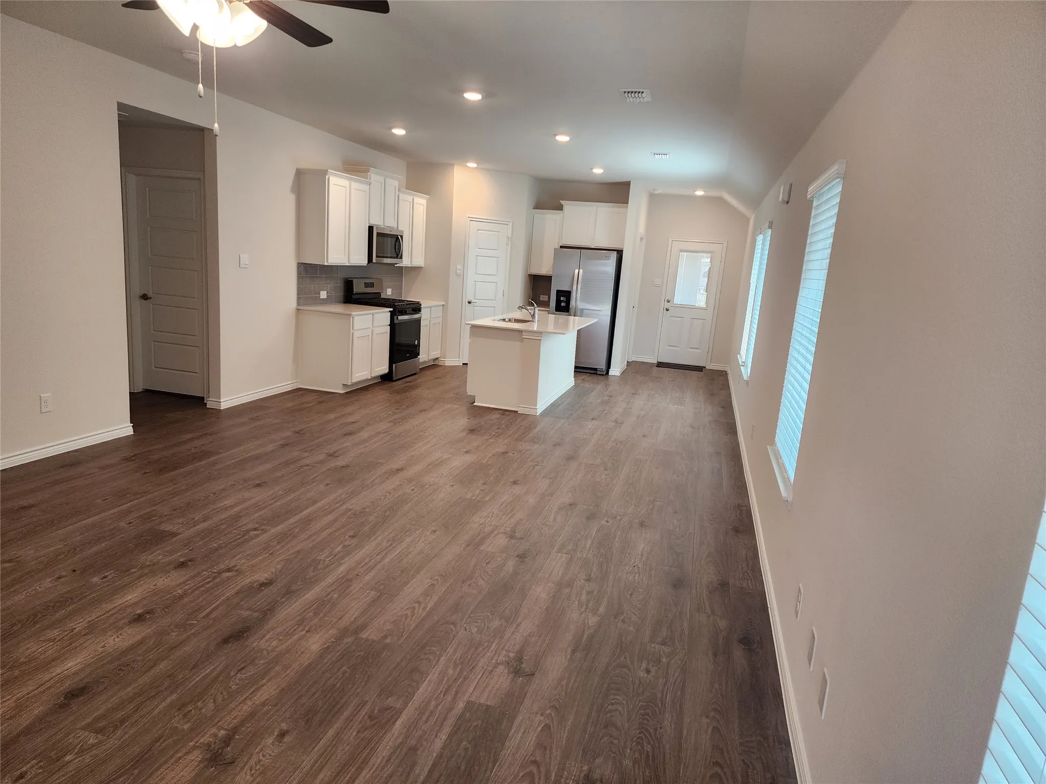 Single Family Residence For Rent in Denton County , 3517 Cribbing Trail, Aubrey, Texas 76227, 3 Bedrooms, 2 Bathrooms, 2 Garage spaces, 1,605 Sqft, built in 2025, Price $2,100, mls#21247592, Real Estate Agent in Aubrey, Homes For Rent in Denton county, Homes For Rent in Aubrey, Realtor in Aubrey Texas, Real Estate Brokerage Independent Realty Texas, Luminita Cordes Realtor