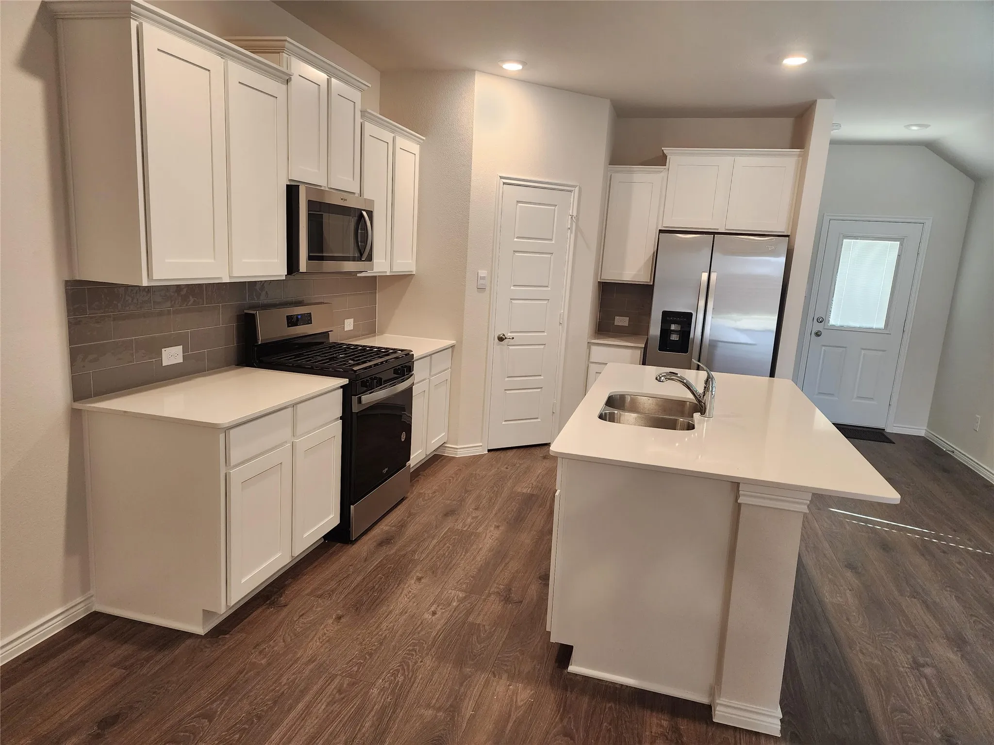 Single Family Residence For Rent in Denton County , 3517 Cribbing Trail, Aubrey, Texas 76227, 3 Bedrooms, 2 Bathrooms, 2 Garage spaces, 1,605 Sqft, built in 2025, Price $2,100, mls#21247592, Real Estate Agent in Aubrey, Homes For Rent in Denton county, Homes For Rent in Aubrey, Realtor in Aubrey Texas, Real Estate Brokerage Independent Realty Texas, Luminita Cordes Realtor