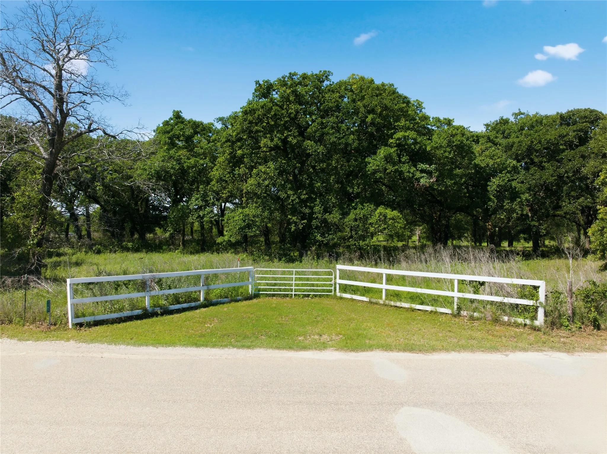 Improved Land For Sale in Hill County , 1187 Hcr 2200, Aquilla, Texas 76622, 0, 0, Garage spaces, 0 Sqft, built in 0, mls#21258949, Real Estate Agent in Aquilla, Homes For Sale in Hill county, Homes For Sale in Aquilla, Realtor in Aquilla Texas, Real Estate Brokerage Independent Realty Texas, Luminita Cordes Realtor