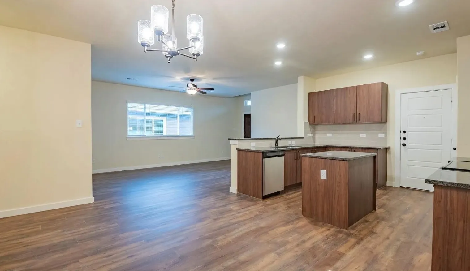 Duplex For Sale in Ellis County , 656-660 Wheatfield Drive, Venus, Texas 76084, 6 Bedroom, 4 Bathroom, 4 Garage spaces, 0 Sqft, built in 2023, Preowned, mls#21258952, Real Estate Agent in Venus, Homes For Sale in Ellis county, Homes For Sale in Venus, Realtor in Venus Texas, Real Estate Brokerage Independent Realty Texas, Luminita Cordes Realtor