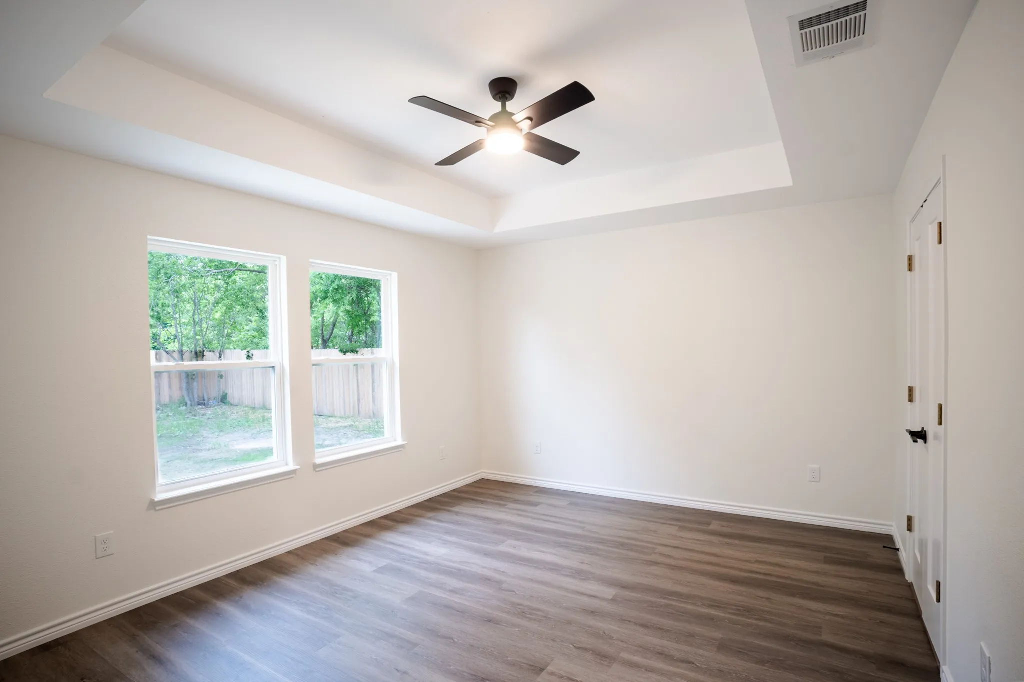 Single Family Residence For Sale in Limestone County , 1333 E Palestine, Mexia, Texas 76667, 3 Bedroom, 2 Bathroom, Garage spaces, 1,208 Sqft, built in 2026, mls#21258965, Real Estate Agent in Mexia, Homes For Sale in Limestone county, Homes For Sale in Mexia, Realtor in Mexia Texas, Real Estate Brokerage Independent Realty Texas, Luminita Cordes Realtor