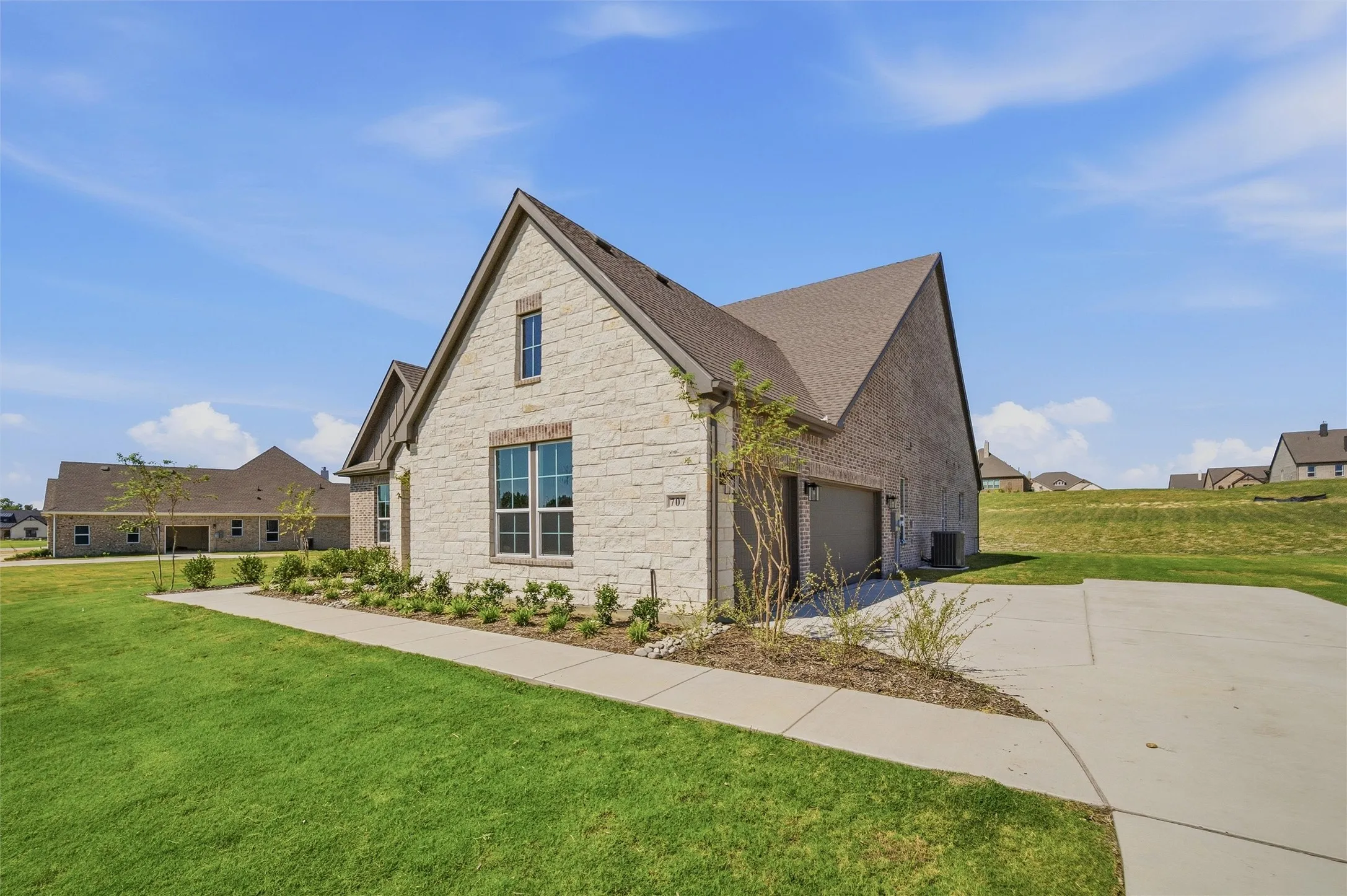 Single Family Residence For Sale in Grayson County , 707 Water Side Drive, Van Alstyne, Texas 75495, 4 Bedroom, 3 Bathroom, 3 Garage spaces, 2,686 Sqft, built in 2026, New Construction - Incomplete, mls#21259027, Real Estate Agent in Van Alstyne, Homes For Sale in Grayson county, Homes For Sale in Van Alstyne, Realtor in Van Alstyne Texas, Real Estate Brokerage Independent Realty Texas, Luminita Cordes Realtor