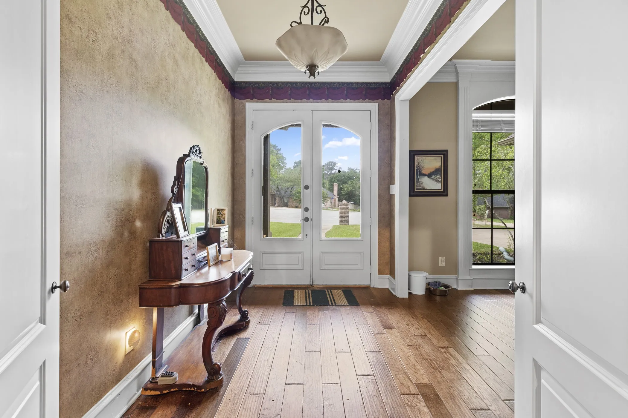Single Family Residence For Sale in Smith County , 14297 Ash Lane, Tyler, Texas 75703, 4 Bedroom, 3 Bathroom, 2 Garage spaces, 2,767 Sqft, built in 2006, mls#21259040, Real Estate Agent in Tyler, Homes For Sale in Smith county, Homes For Sale in Tyler, Realtor in Tyler Texas, Real Estate Brokerage Independent Realty Texas, Luminita Cordes Realtor