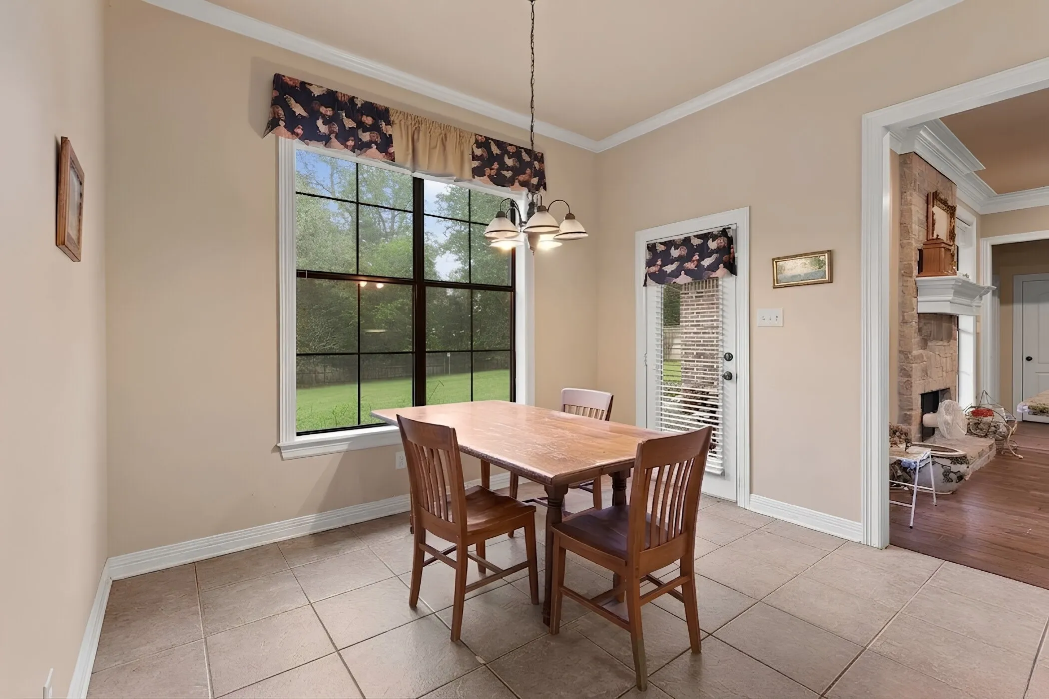 Single Family Residence For Sale in Smith County , 14297 Ash Lane, Tyler, Texas 75703, 4 Bedroom, 3 Bathroom, 2 Garage spaces, 2,767 Sqft, built in 2006, mls#21259040, Real Estate Agent in Tyler, Homes For Sale in Smith county, Homes For Sale in Tyler, Realtor in Tyler Texas, Real Estate Brokerage Independent Realty Texas, Luminita Cordes Realtor