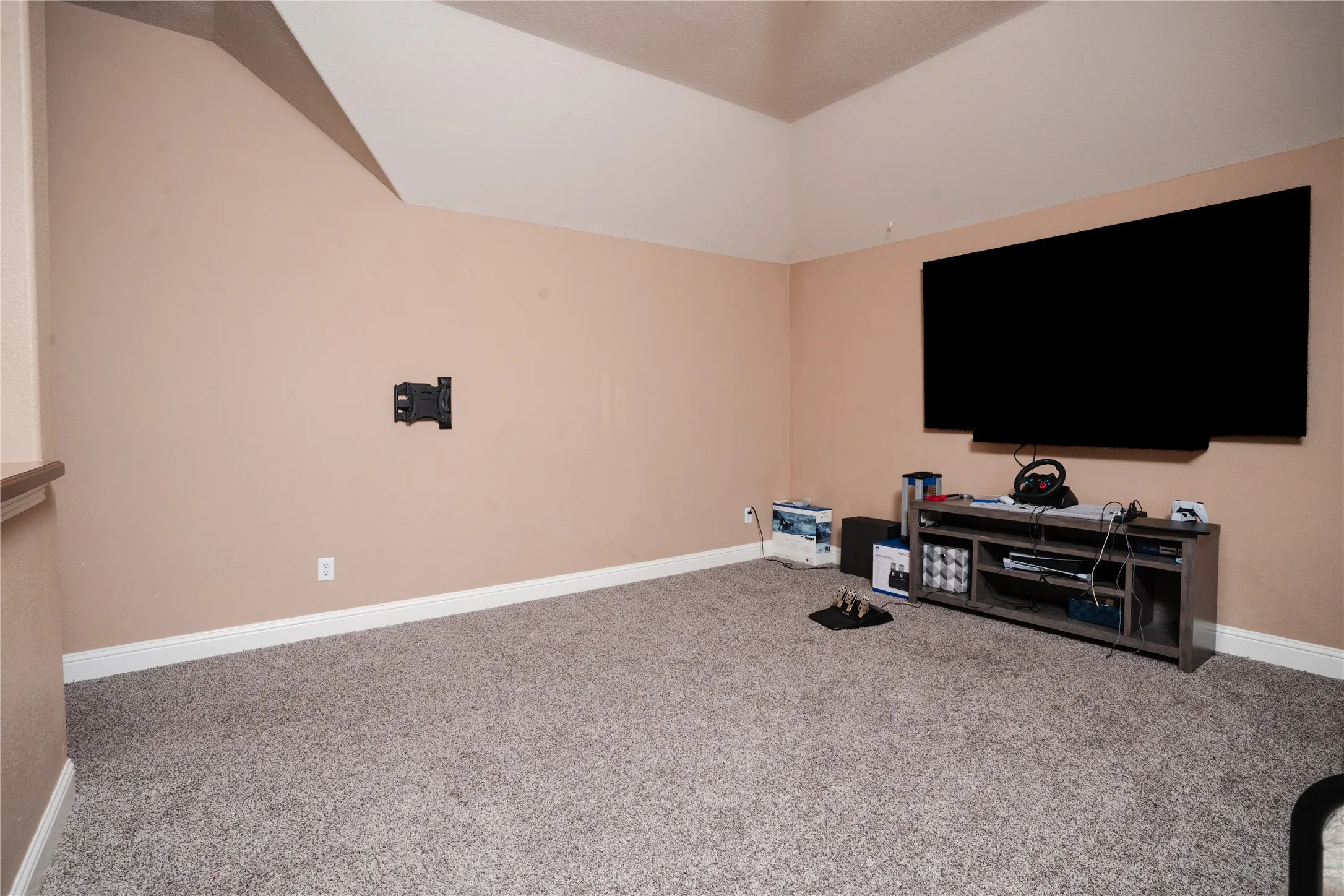 Single Family Residence For Sale in Dallas County , 1444 Mercury Lane, Lancaster, Texas 75134, 4 Bedrooms, 4 Bathrooms, 2 Garage spaces, 3,620 Sqft, built in 2008, Price $435,000, mls#21259137, Real Estate Agent in Lancaster, Homes For Sale in Dallas county, Homes For Sale in Lancaster, Realtor in Lancaster Texas, Real Estate Brokerage Independent Realty Texas, Luminita Cordes Realtor