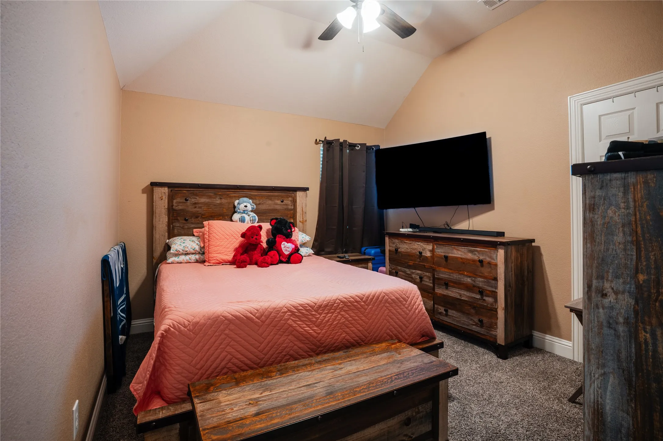 Single Family Residence For Sale in Dallas County , 1444 Mercury Lane, Lancaster, Texas 75134, 4 Bedrooms, 4 Bathrooms, 2 Garage spaces, 3,620 Sqft, built in 2008, Price $435,000, mls#21259137, Real Estate Agent in Lancaster, Homes For Sale in Dallas county, Homes For Sale in Lancaster, Realtor in Lancaster Texas, Real Estate Brokerage Independent Realty Texas, Luminita Cordes Realtor