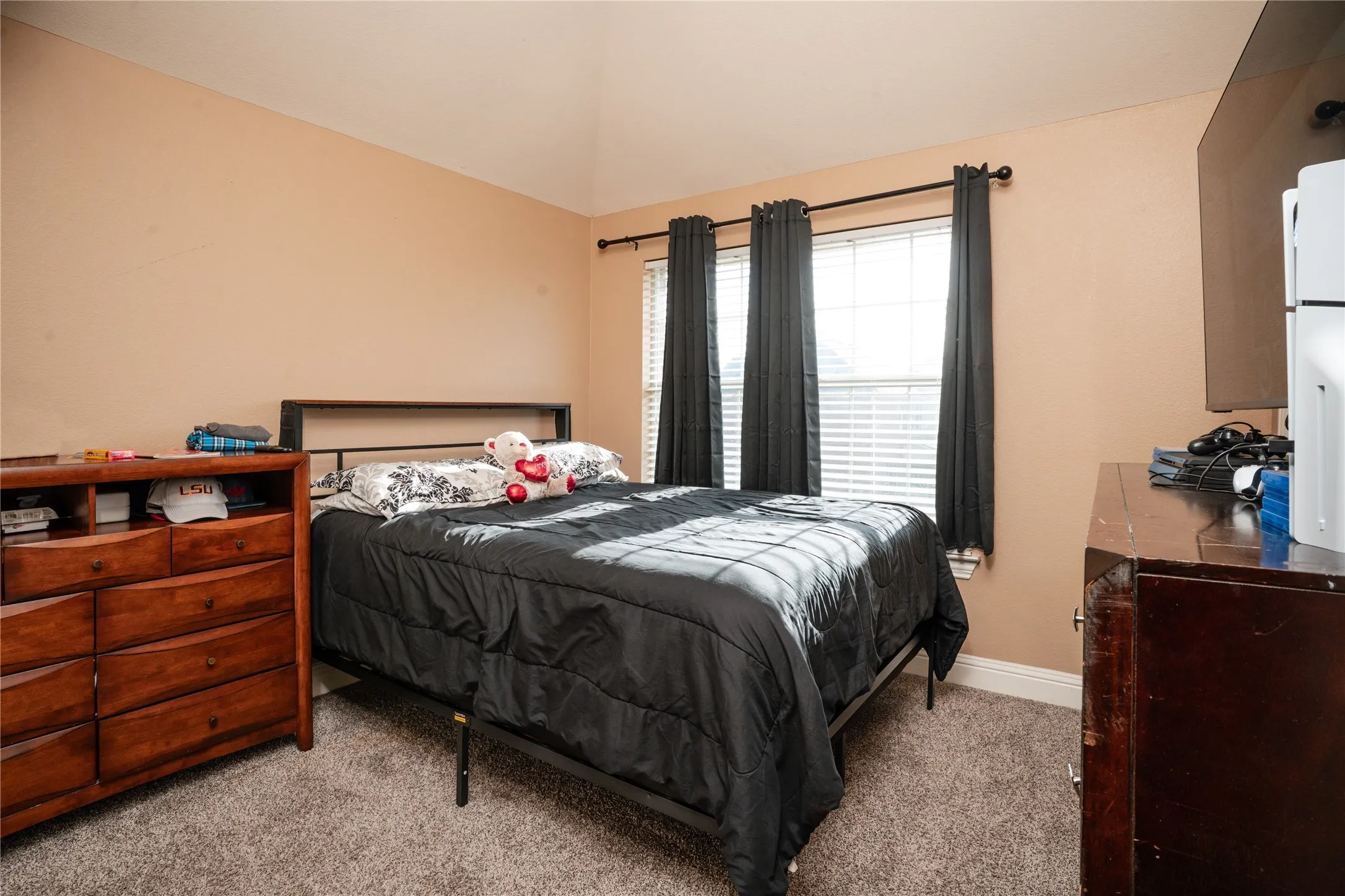 Single Family Residence For Sale in Dallas County , 1444 Mercury Lane, Lancaster, Texas 75134, 4 Bedrooms, 4 Bathrooms, 2 Garage spaces, 3,620 Sqft, built in 2008, Price $435,000, mls#21259137, Real Estate Agent in Lancaster, Homes For Sale in Dallas county, Homes For Sale in Lancaster, Realtor in Lancaster Texas, Real Estate Brokerage Independent Realty Texas, Luminita Cordes Realtor