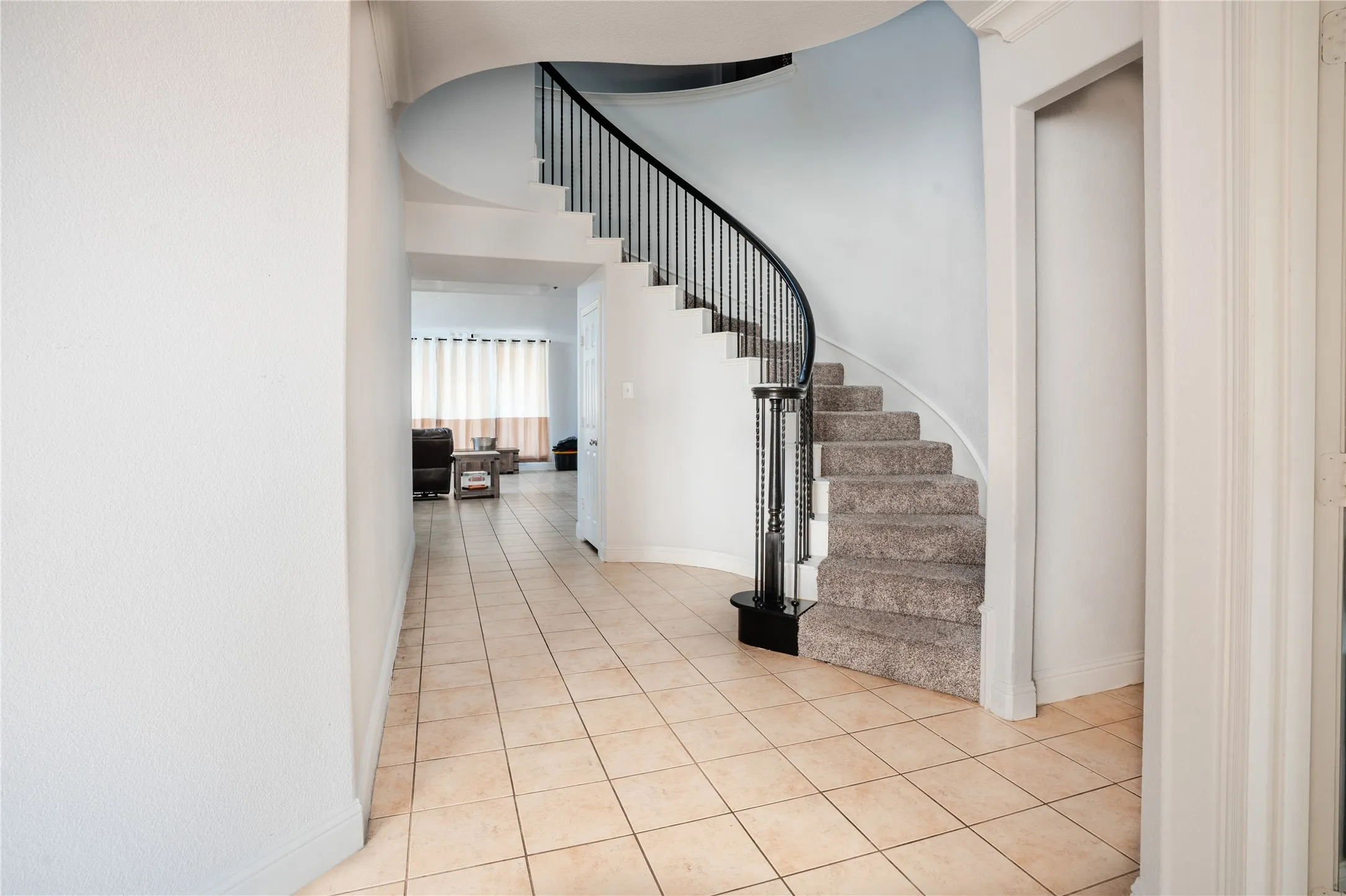 Single Family Residence For Sale in Dallas County , 1444 Mercury Lane, Lancaster, Texas 75134, 4 Bedrooms, 4 Bathrooms, 2 Garage spaces, 3,620 Sqft, built in 2008, Price $435,000, mls#21259137, Real Estate Agent in Lancaster, Homes For Sale in Dallas county, Homes For Sale in Lancaster, Realtor in Lancaster Texas, Real Estate Brokerage Independent Realty Texas, Luminita Cordes Realtor
