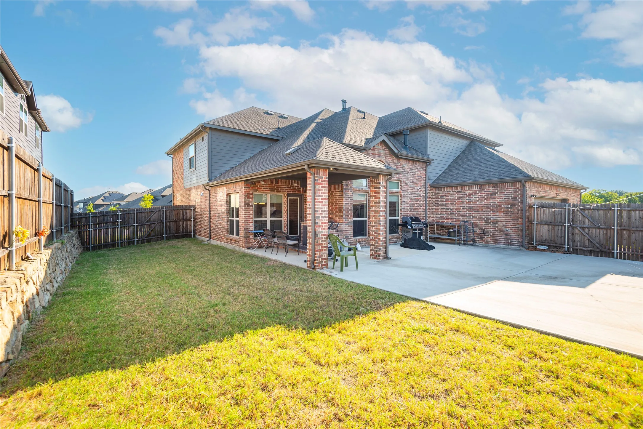 Single Family Residence For Sale in Dallas County , 4425 Avocet Circle, Garland, Texas 75043, 5 Bedroom, 5 Bathroom, 2 Garage spaces, 4,380 Sqft, built in 2021, mls#21258738, Real Estate Agent in Garland, Homes For Sale in Dallas county, Homes For Sale in Garland, Realtor in Garland Texas, Real Estate Brokerage Independent Realty Texas, Luminita Cordes Realtor