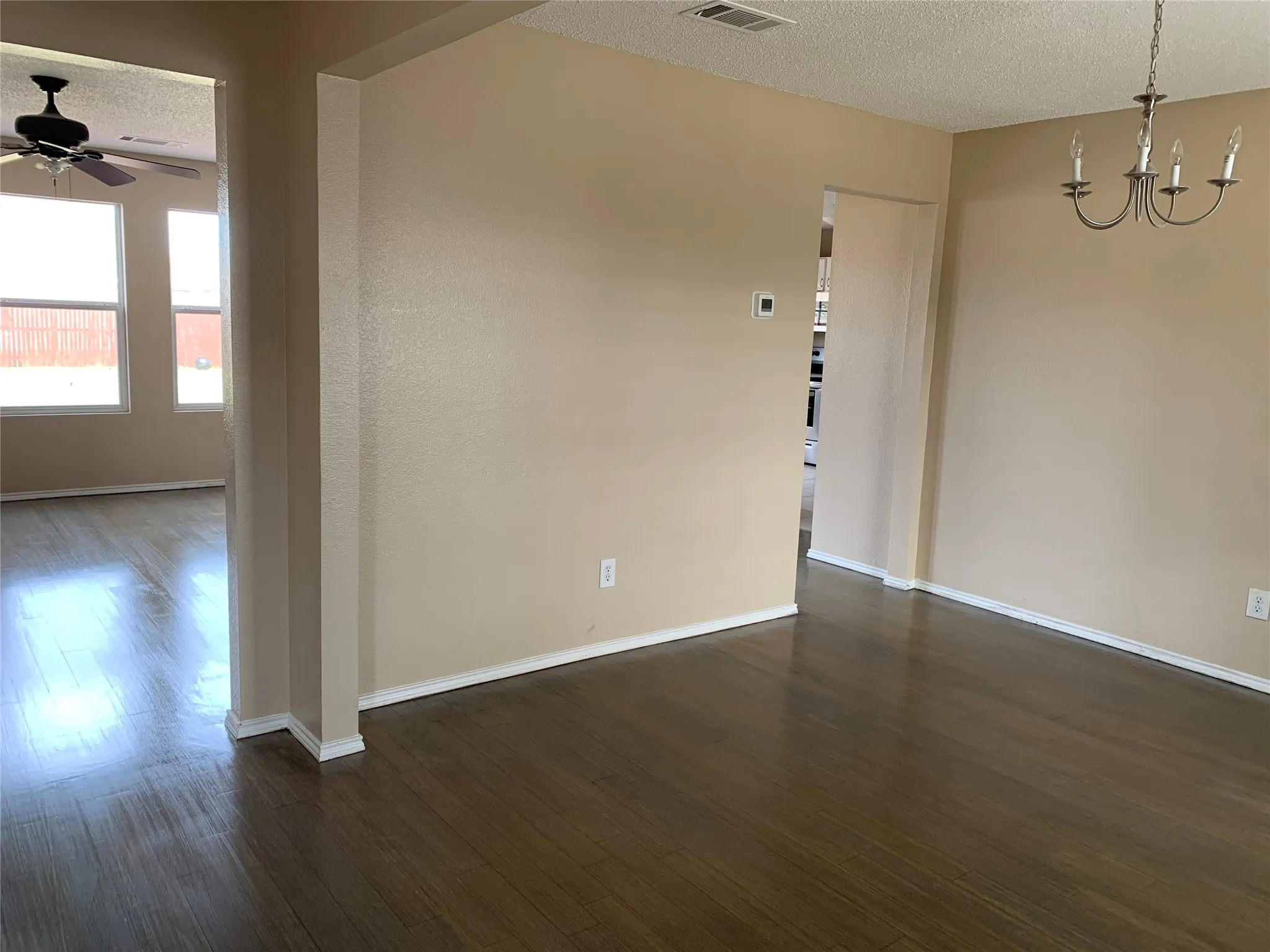 Single Family Residence For Rent in Collin County , 9512 George Bush Drive, Mc Kinney, Texas 75072, 3 Bedroom, 3 Bathroom, 2 Garage spaces, 2,048 Sqft, built in 2003, Preowned, mls#21257008, Real Estate Agent in Mc Kinney, Homes For Rent in Collin county, Homes For Rent in Mc Kinney, Realtor in Mc Kinney Texas, Real Estate Brokerage Independent Realty Texas, Luminita Cordes Realtor