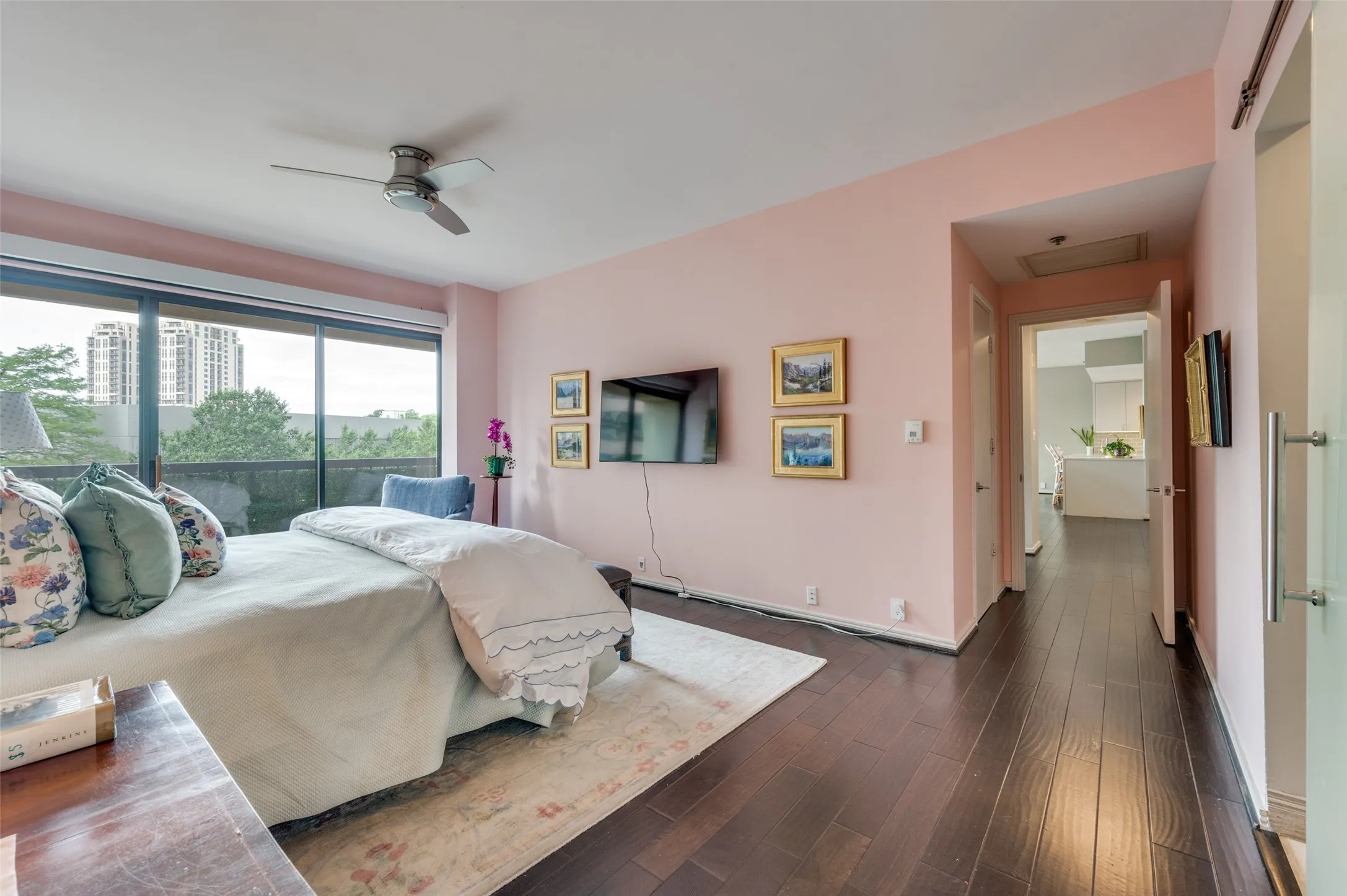 Condominium For Sale in Dallas County , 3831 Turtle Creek Boulevard 4D, Dallas, Texas 75219, 2 Bedroom, 2 Bathroom, 2 Garage spaces, 1,590 Sqft, built in 1981, Preowned, mls#21250900, Real Estate Agent in Dallas, Homes For Sale in Dallas county, Homes For Sale in Dallas, Realtor in Dallas Texas, Real Estate Brokerage Independent Realty Texas, Luminita Cordes Realtor