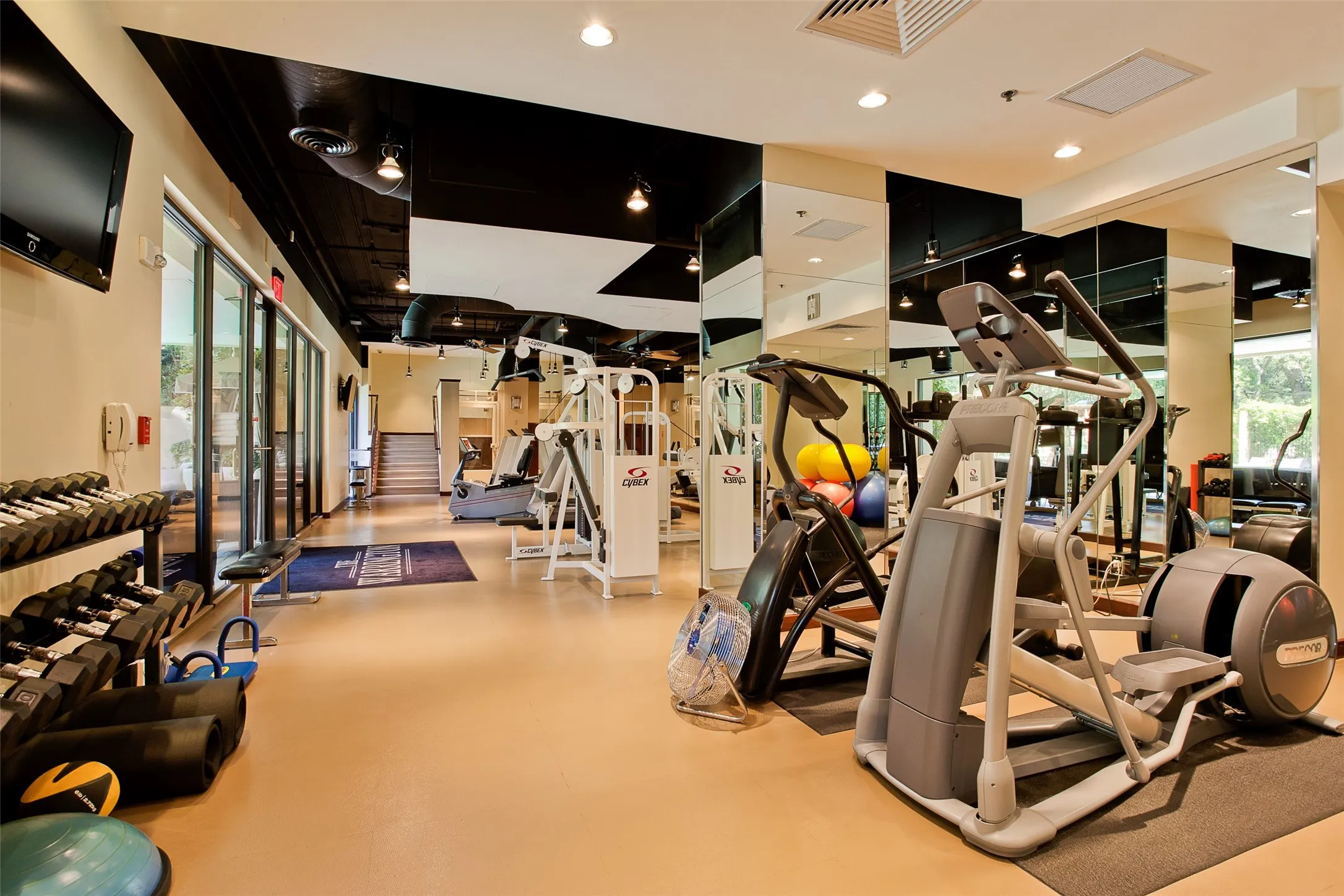 Condominium For Sale in Dallas County , 3831 Turtle Creek Boulevard 4D, Dallas, Texas 75219, 2 Bedroom, 2 Bathroom, 2 Garage spaces, 1,590 Sqft, built in 1981, Preowned, mls#21250900, Real Estate Agent in Dallas, Homes For Sale in Dallas county, Homes For Sale in Dallas, Realtor in Dallas Texas, Real Estate Brokerage Independent Realty Texas, Luminita Cordes Realtor