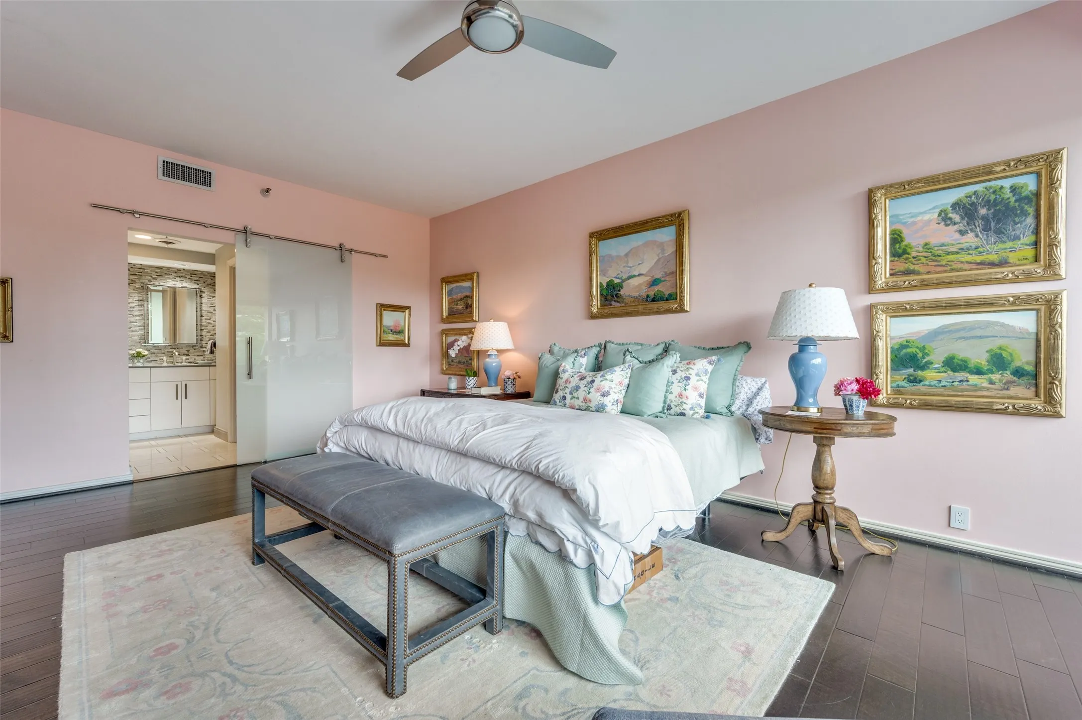 Condominium For Sale in Dallas County , 3831 Turtle Creek Boulevard 4D, Dallas, Texas 75219, 2 Bedroom, 2 Bathroom, 2 Garage spaces, 1,590 Sqft, built in 1981, Preowned, mls#21250900, Real Estate Agent in Dallas, Homes For Sale in Dallas county, Homes For Sale in Dallas, Realtor in Dallas Texas, Real Estate Brokerage Independent Realty Texas, Luminita Cordes Realtor