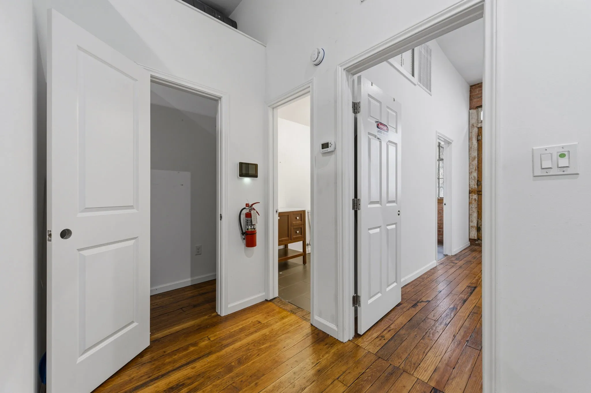 Office For Rent in Dallas County , 3106 Swiss Avenue 3110, Dallas, Texas 75204, 0, 0, Garage spaces, 0 Sqft, built in 1940, Preowned, Price $4,250, mls#21259180, Real Estate Agent in Dallas, Homes For Rent in Dallas county, Homes For Rent in Dallas, Realtor in Dallas Texas, Real Estate Brokerage Independent Realty Texas, Luminita Cordes Realtor