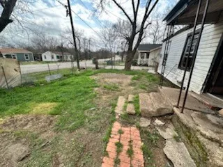 Single Family Residence For Sale in Dallas County , 815 Kissell Road, Wilmer, Texas 75172, 2 Bedrooms, 1 Bathroom, Garage spaces, 816 Sqft, built in 1955, Price $110,000, mls#21259174, Real Estate Agent in Wilmer, Homes For Sale in Dallas county, Homes For Sale in Wilmer, Realtor in Wilmer Texas, Real Estate Brokerage Independent Realty Texas, Luminita Cordes Realtor