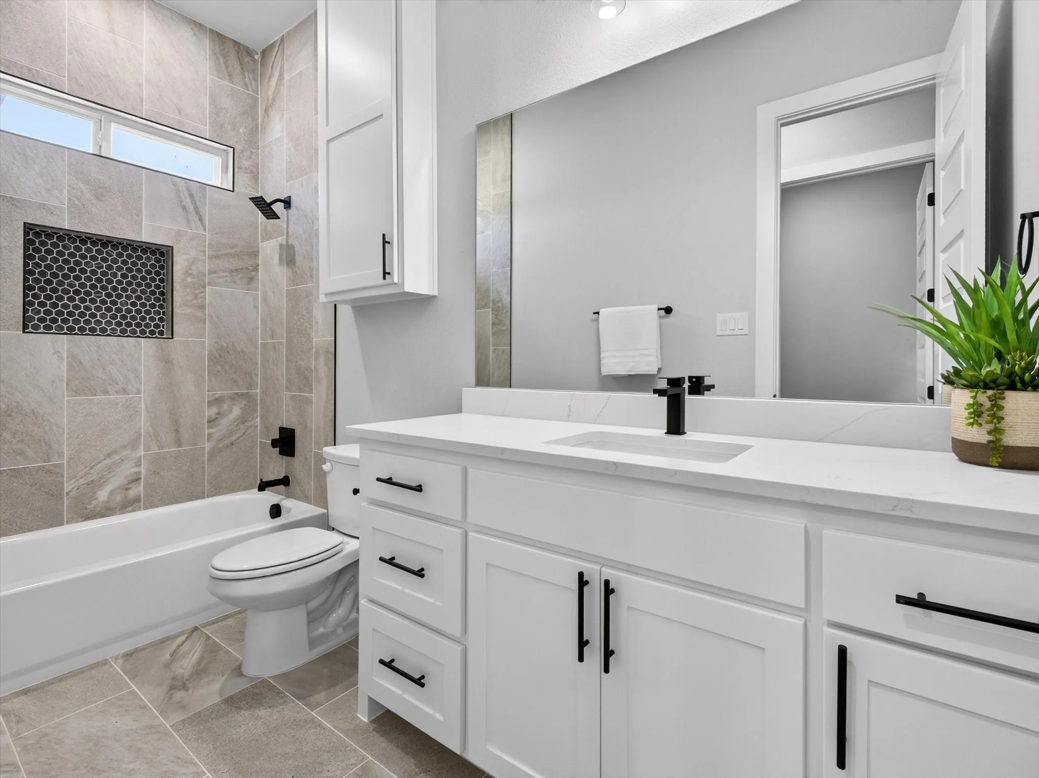 Single Family Residence For Sale in Hunt County , 215 Regina Street, Celeste, Texas 75452, 4 Bedroom, 3 Bathroom, 2 Garage spaces, 2,309 Sqft, built in 2026, New Construction - Incomplete, mls#21259189, Real Estate Agent in Celeste, Homes For Sale in Hunt county, Homes For Sale in Celeste, Realtor in Celeste Texas, Real Estate Brokerage Independent Realty Texas, Luminita Cordes Realtor