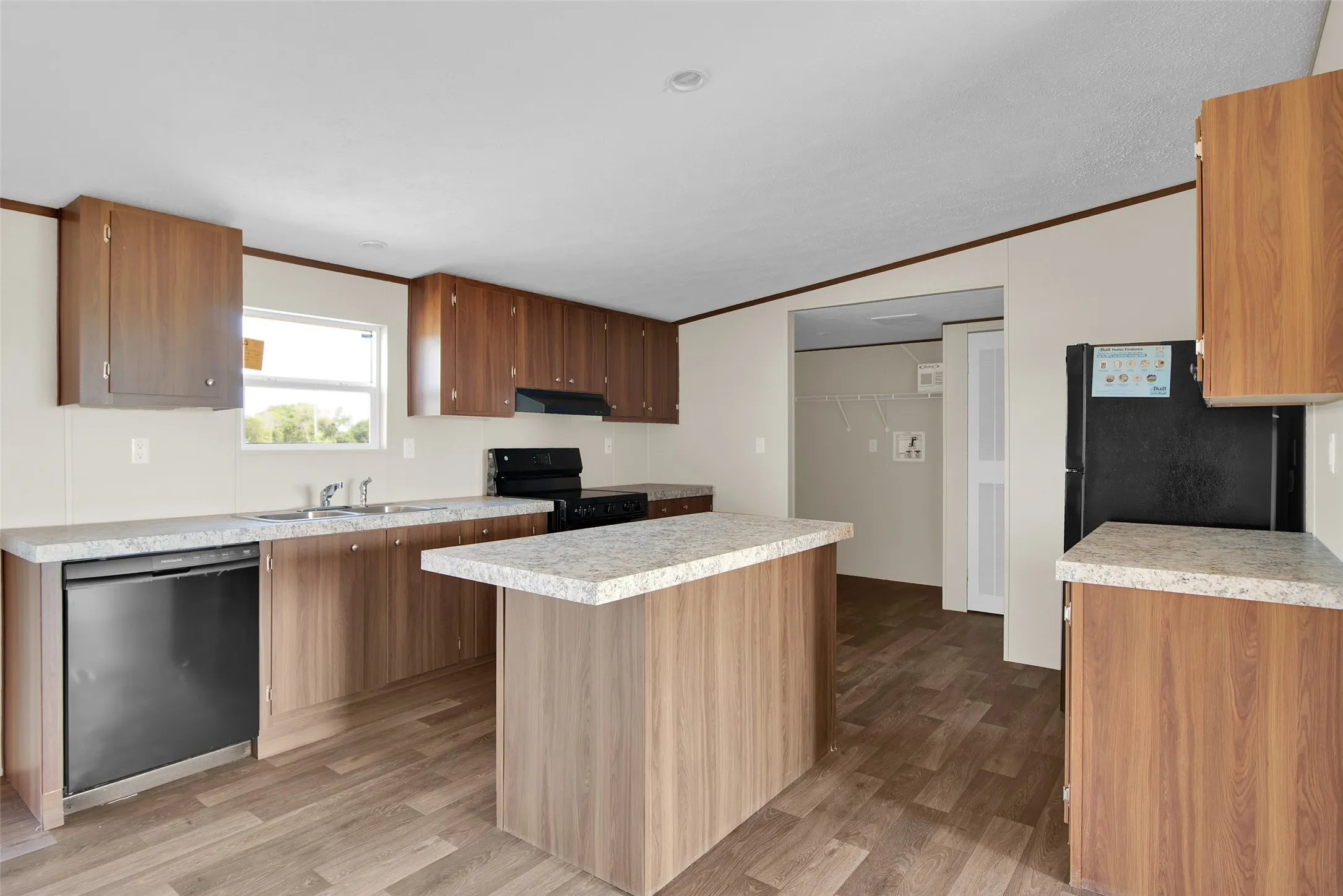 Mobile Home For Sale in Grayson County , 1223 Old Ida Rd Street, Sherman, Texas 75090, 4 Bedroom, 2 Bathroom, Garage spaces, 1,791 Sqft, built in 2025, New Construction - Complete, mls#21257765, Real Estate Agent in Sherman, Homes For Sale in Grayson county, Homes For Sale in Sherman, Realtor in Sherman Texas, Real Estate Brokerage Independent Realty Texas, Luminita Cordes Realtor