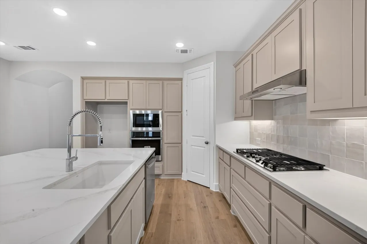 Single Family Residence For Sale in Grayson County , 2064 Cuellar Way, Van Alstyne, Texas 75495, 4 Bedroom, 3 Bathroom, 2 Garage spaces, 2,273 Sqft, built in 2026, New Construction - Incomplete, mls#21259192, Real Estate Agent in Van Alstyne, Homes For Sale in Grayson county, Homes For Sale in Van Alstyne, Realtor in Van Alstyne Texas, Real Estate Brokerage Independent Realty Texas, Luminita Cordes Realtor