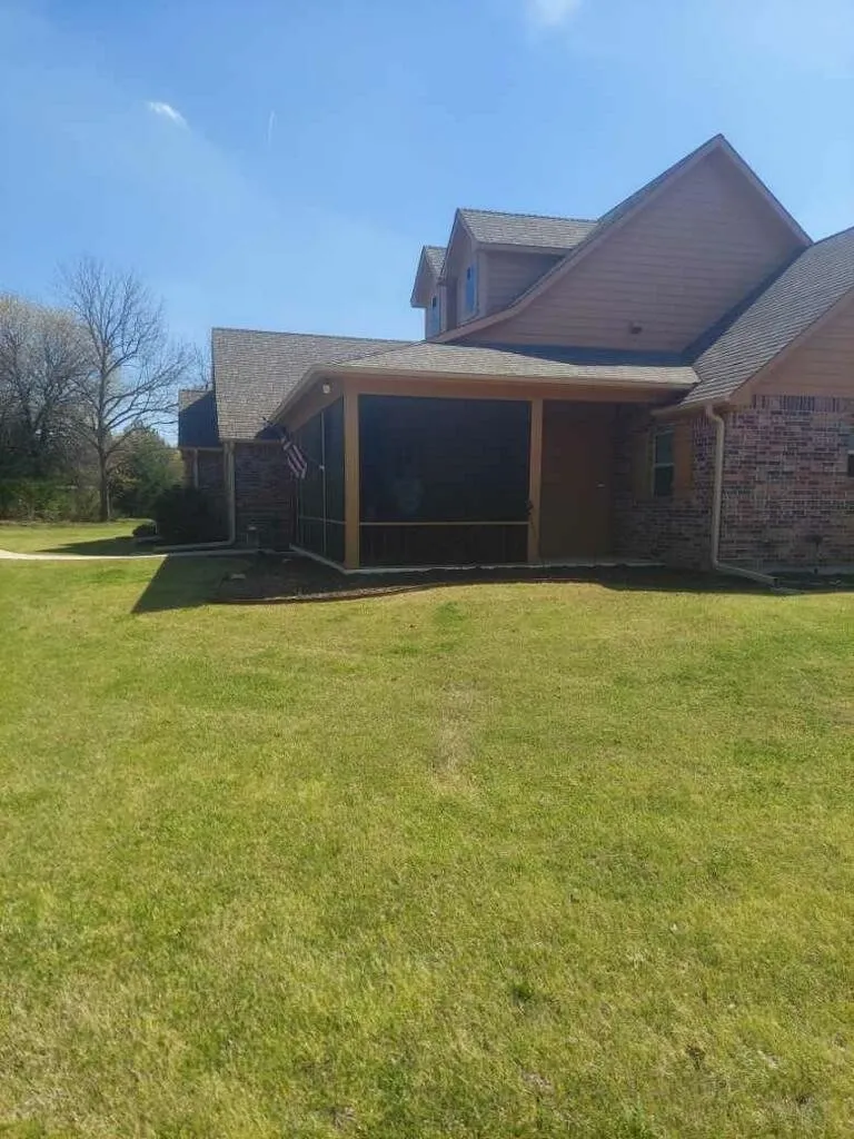 Farm For Sale in Cooke County , 224 CR 290, Collinsville, Texas 76233, 4 Bedroom, 3 Bathroom, 2 Garage spaces, 2,546 Sqft, built in 2018, Preowned, mls#21231247, Real Estate Agent in Collinsville, Homes For Sale in Cooke county, Homes For Sale in Collinsville, Realtor in Collinsville Texas, Real Estate Brokerage Independent Realty Texas, Luminita Cordes Realtor
