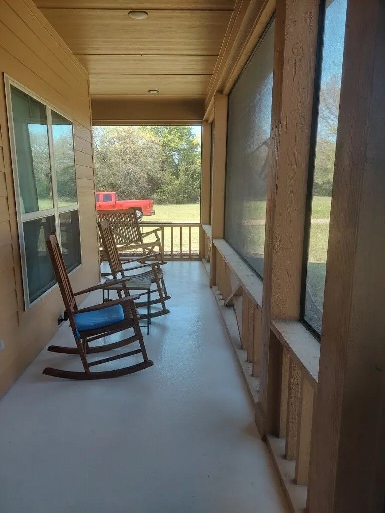 Farm For Sale in Cooke County , 224 CR 290, Collinsville, Texas 76233, 4 Bedroom, 3 Bathroom, 2 Garage spaces, 2,546 Sqft, built in 2018, Preowned, mls#21231247, Real Estate Agent in Collinsville, Homes For Sale in Cooke county, Homes For Sale in Collinsville, Realtor in Collinsville Texas, Real Estate Brokerage Independent Realty Texas, Luminita Cordes Realtor