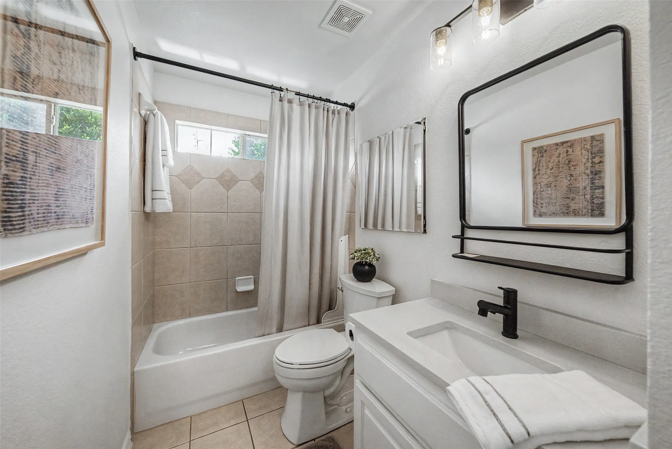 One of 2 upstairs bathroom