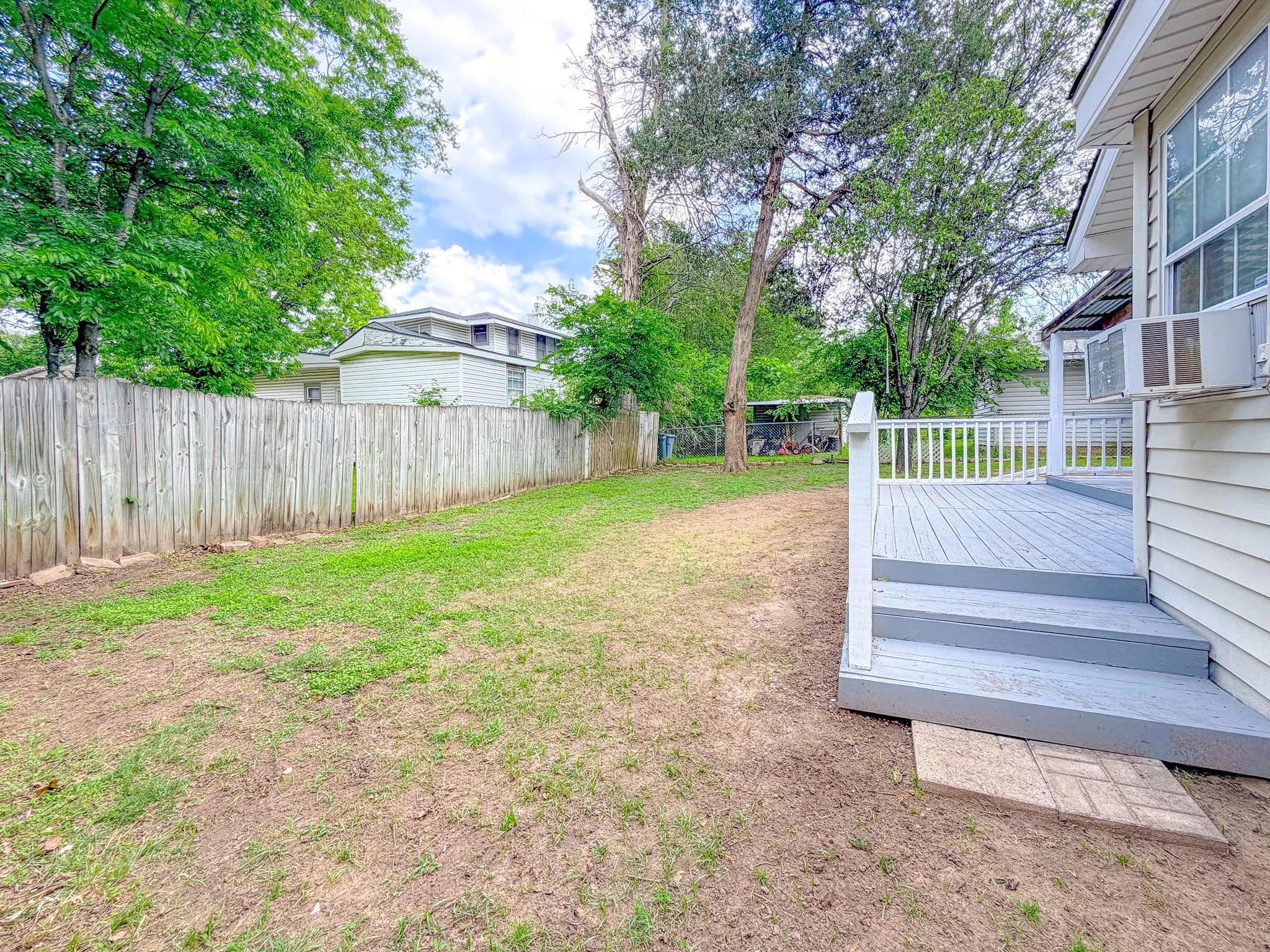 Single Family Residence For Sale in Navarro County , 303 N 30th Street, Corsicana, Texas 75110, 3 Bedroom, 2 Bathroom, Garage spaces, 1,717 Sqft, built in 1979, mls#21259033, Real Estate Agent in Corsicana, Homes For Sale in Navarro county, Homes For Sale in Corsicana, Realtor in Corsicana Texas, Real Estate Brokerage Independent Realty Texas, Luminita Cordes Realtor