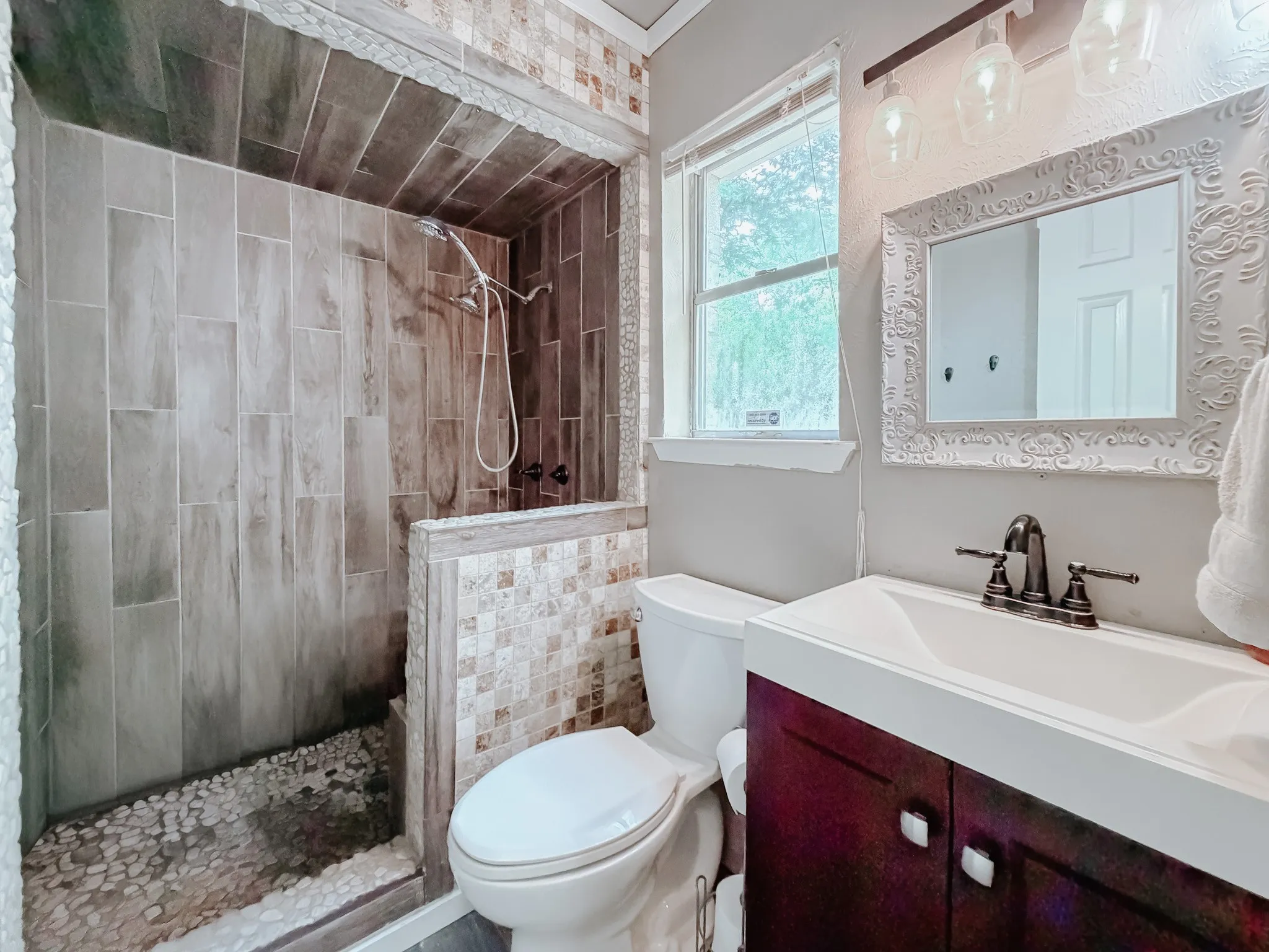 Single Family Residence For Sale in Navarro County , 303 N 30th Street, Corsicana, Texas 75110, 3 Bedroom, 2 Bathroom, Garage spaces, 1,717 Sqft, built in 1979, mls#21259033, Real Estate Agent in Corsicana, Homes For Sale in Navarro county, Homes For Sale in Corsicana, Realtor in Corsicana Texas, Real Estate Brokerage Independent Realty Texas, Luminita Cordes Realtor