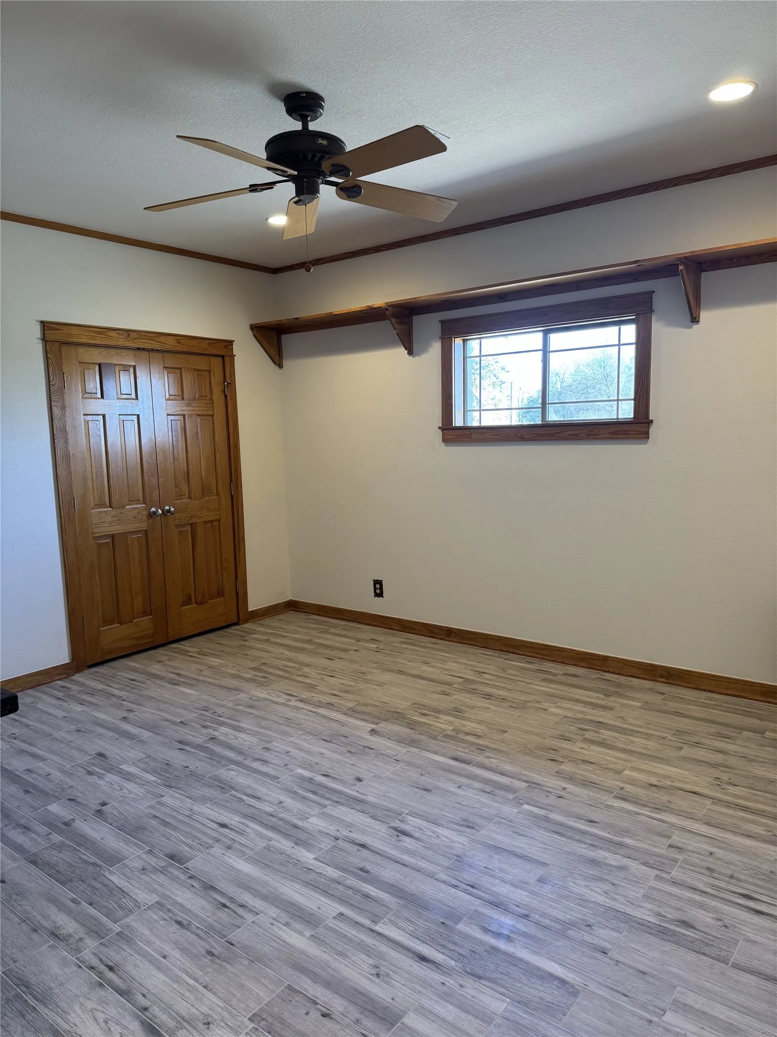 Single Family Residence For Sale in Grayson County , 655 Loftice Road, Gunter, Texas 75058, 3 Bedrooms, 4 Bathrooms, 3 Garage spaces, 3,126 Sqft, built in 2001, Price $5,000,000, mls#21258892, Real Estate Agent in Gunter, Homes For Sale in Grayson county, Homes For Sale in Gunter, Realtor in Gunter Texas, Real Estate Brokerage Independent Realty Texas, Luminita Cordes Realtor