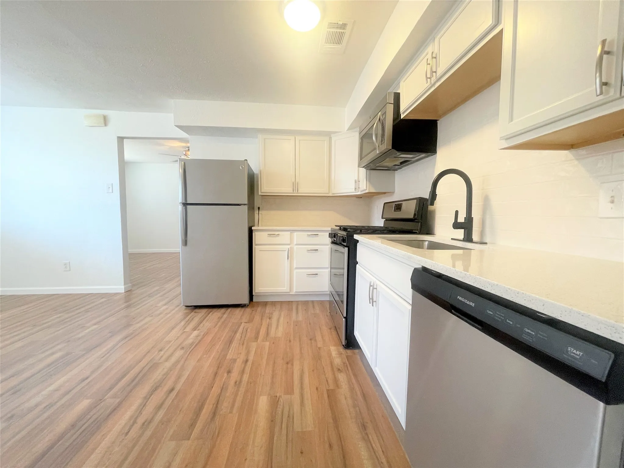 Apartment For Sale in Hunt County , 2309 Wesley Street, Greenville, Texas 75401, 11 Bedrooms, 6 Bathrooms, Garage spaces, 0 Sqft, built in 1910, Preowned, Price $650,000, mls#21256163, Real Estate Agent in Greenville, Homes For Sale in Hunt county, Homes For Sale in Greenville, Realtor in Greenville Texas, Real Estate Brokerage Independent Realty Texas, Luminita Cordes Realtor