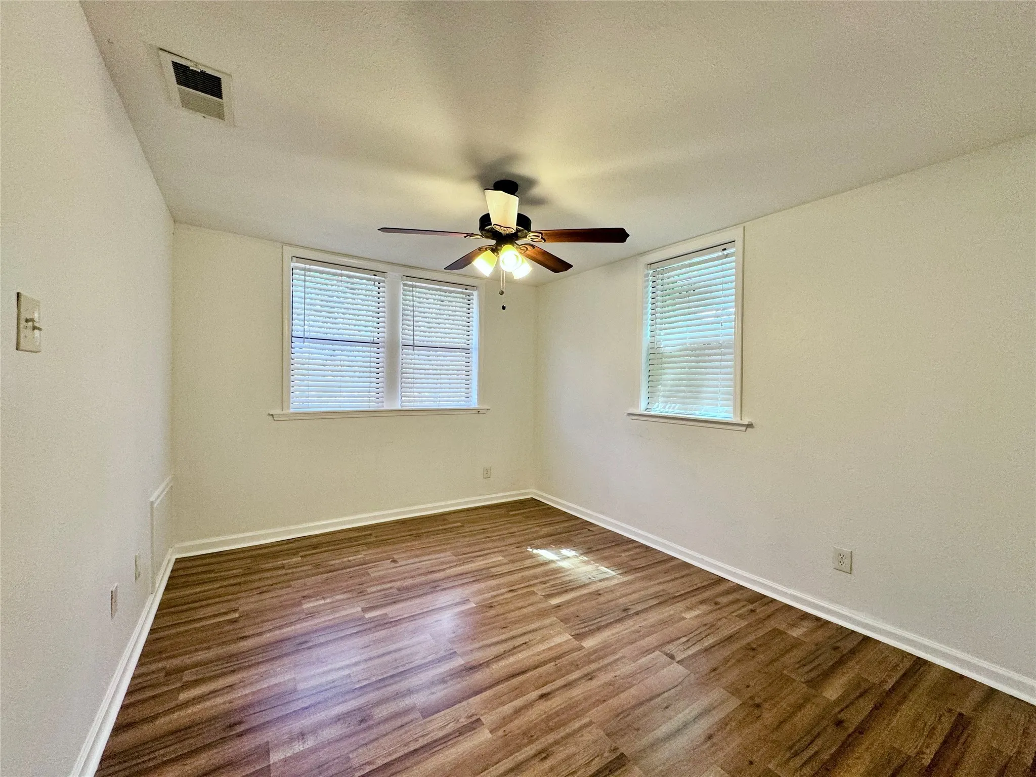 Apartment For Sale in Hunt County , 2309 Wesley Street, Greenville, Texas 75401, 11 Bedrooms, 6 Bathrooms, Garage spaces, 0 Sqft, built in 1910, Preowned, Price $650,000, mls#21256163, Real Estate Agent in Greenville, Homes For Sale in Hunt county, Homes For Sale in Greenville, Realtor in Greenville Texas, Real Estate Brokerage Independent Realty Texas, Luminita Cordes Realtor