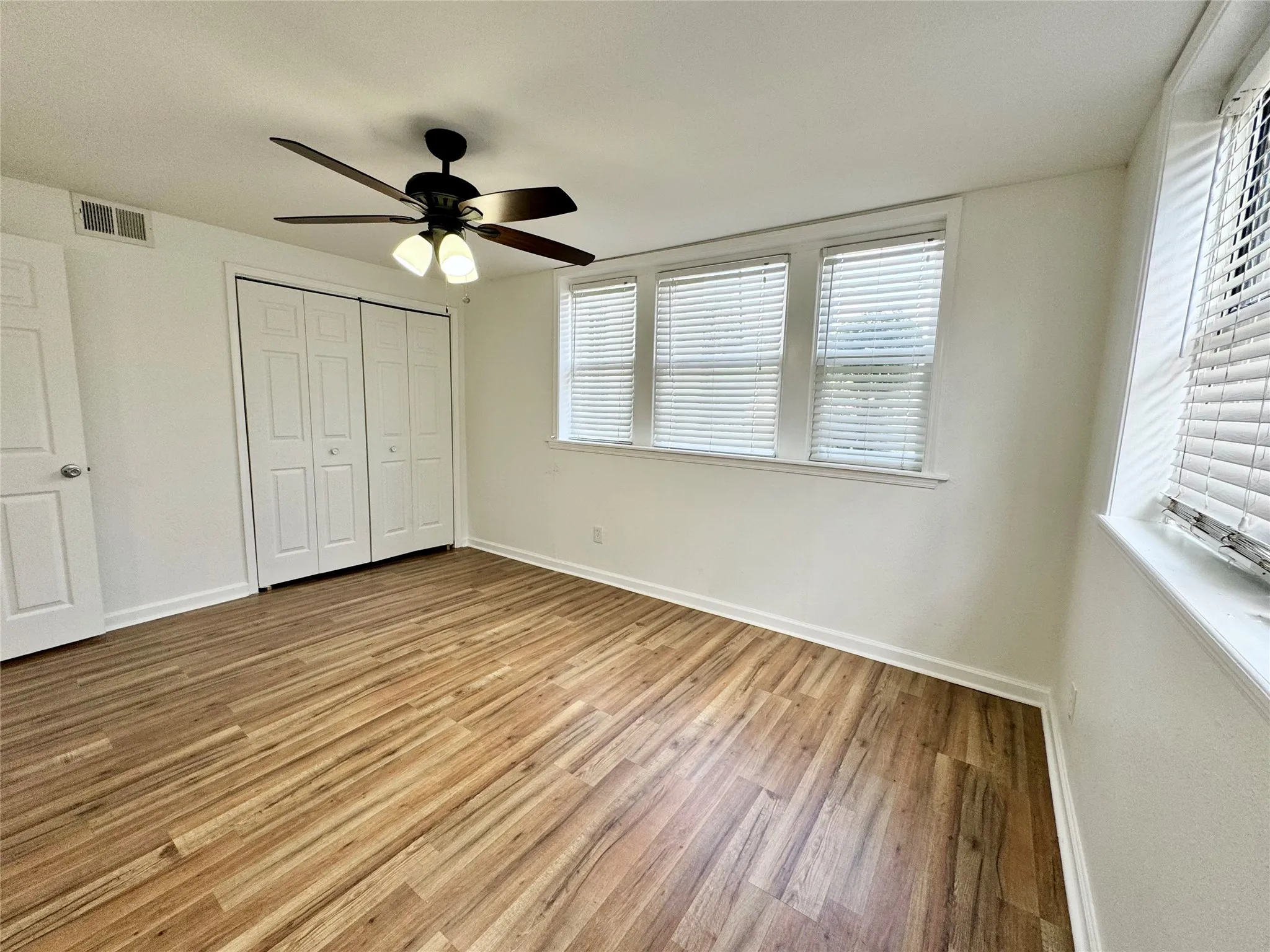 Apartment For Sale in Hunt County , 2309 Wesley Street, Greenville, Texas 75401, 11 Bedrooms, 6 Bathrooms, Garage spaces, 0 Sqft, built in 1910, Preowned, Price $650,000, mls#21256163, Real Estate Agent in Greenville, Homes For Sale in Hunt county, Homes For Sale in Greenville, Realtor in Greenville Texas, Real Estate Brokerage Independent Realty Texas, Luminita Cordes Realtor
