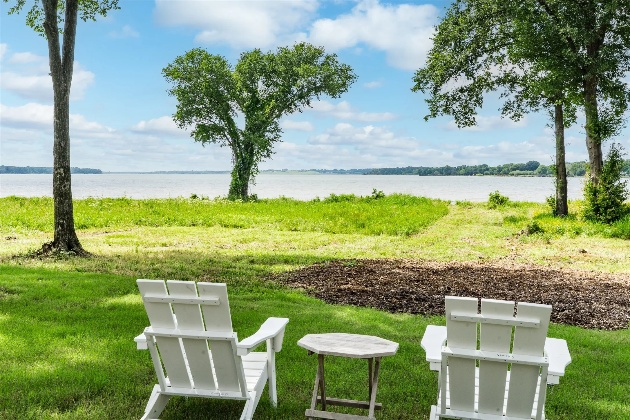 Single Family Residence For Sale in Kaufman County , 1524 Shoreline Drive, Mabank, Texas 75143, 4 Bedroom, 4 Bathroom, 2 Garage spaces, 3,756 Sqft, built in 2024, New Construction - Complete, mls#21255427, Real Estate Agent in Mabank, Homes For Sale in Kaufman county, Homes For Sale in Mabank, Realtor in Mabank Texas, Real Estate Brokerage Independent Realty Texas, Luminita Cordes Realtor