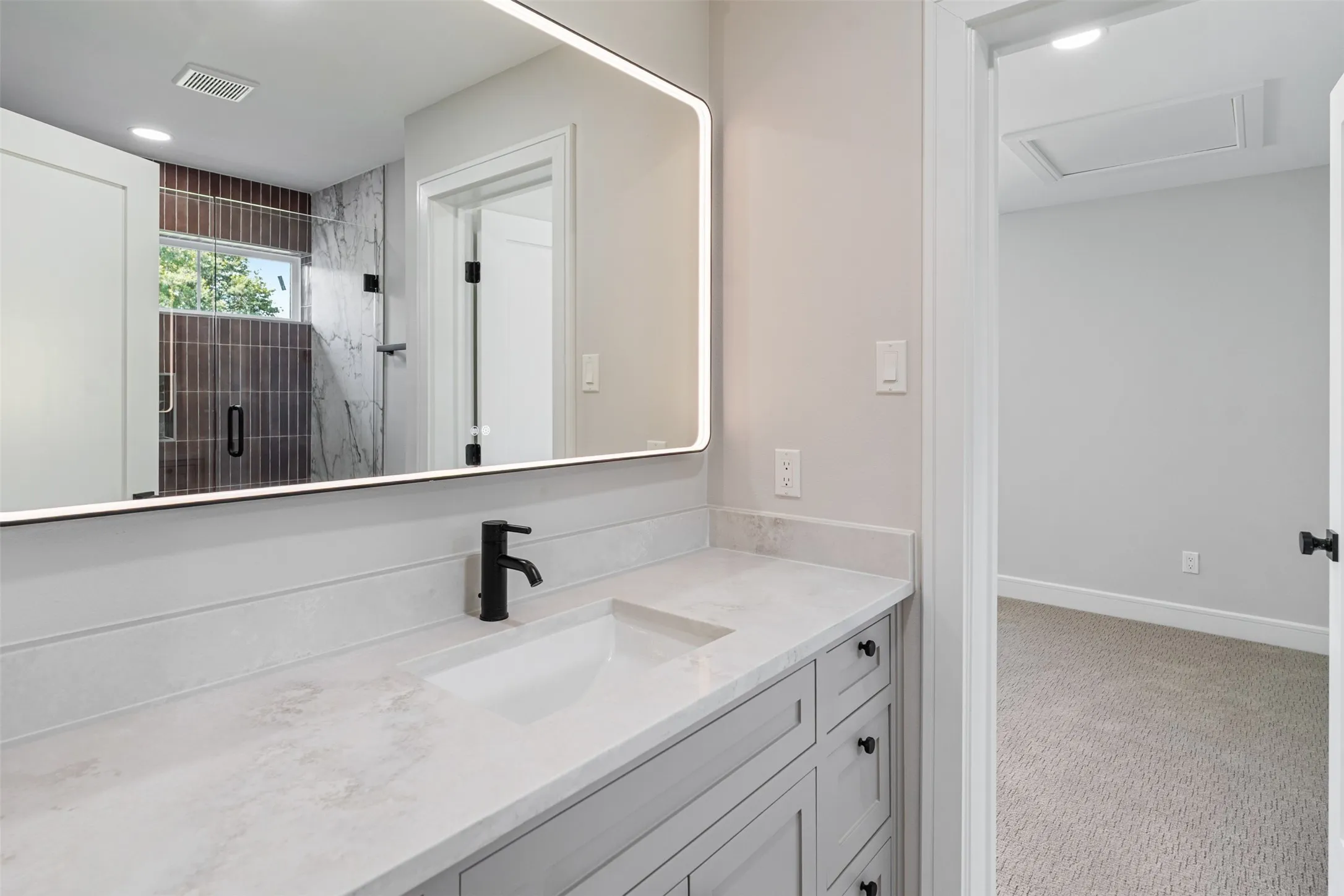 Single Family Residence For Sale in Kaufman County , 1524 Shoreline Drive, Mabank, Texas 75143, 4 Bedroom, 4 Bathroom, 2 Garage spaces, 3,756 Sqft, built in 2024, New Construction - Complete, mls#21255427, Real Estate Agent in Mabank, Homes For Sale in Kaufman county, Homes For Sale in Mabank, Realtor in Mabank Texas, Real Estate Brokerage Independent Realty Texas, Luminita Cordes Realtor
