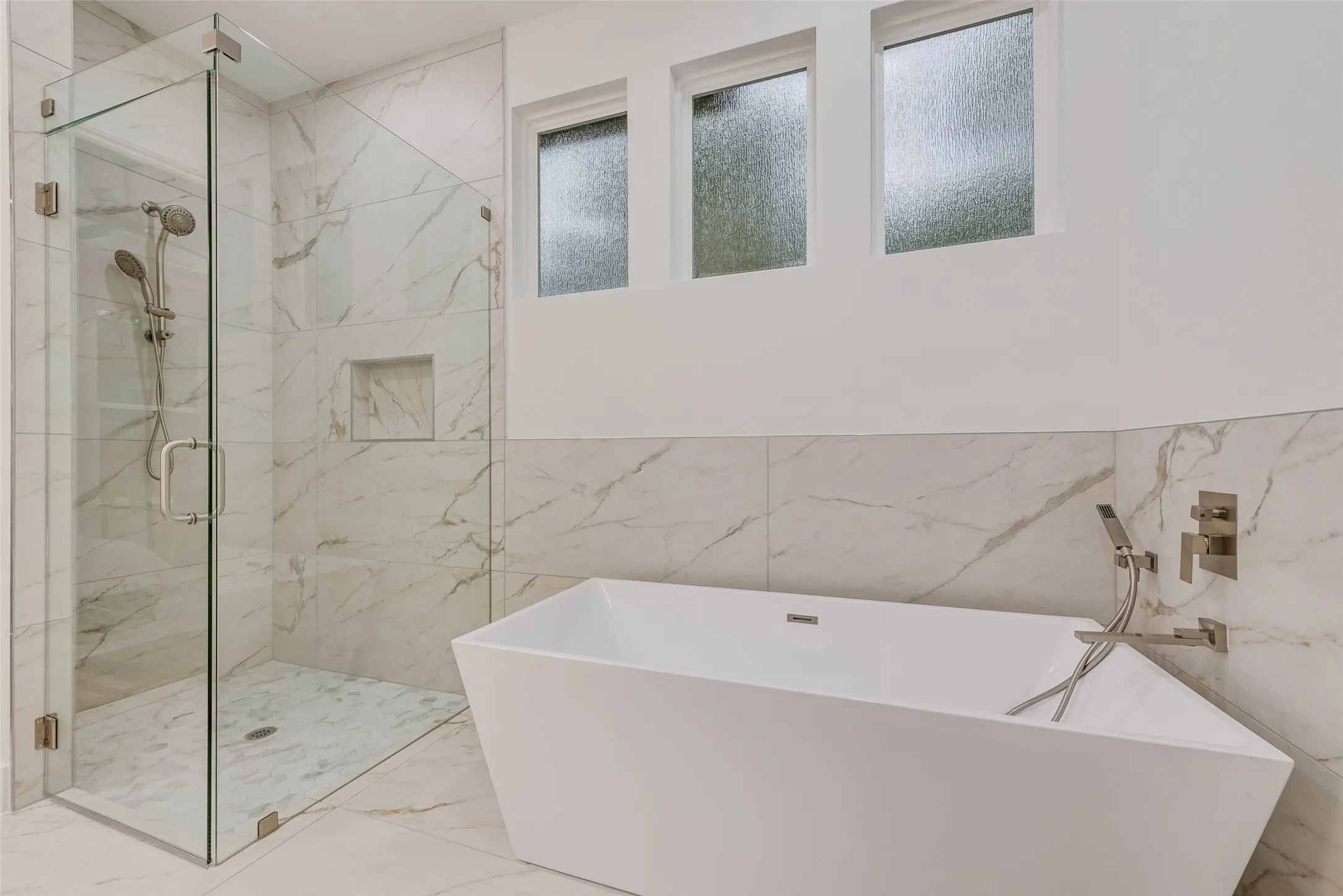 Single Family Residence For Sale in Dallas County , 3530 Gibsondell Avenue, Dallas, Texas 75211, 4 Bedroom, 4 Bathroom, 2 Garage spaces, 2,869 Sqft, built in 2026, New Construction - Complete, mls#21259415, Real Estate Agent in Dallas, Homes For Sale in Dallas county, Homes For Sale in Dallas, Realtor in Dallas Texas, Real Estate Brokerage Independent Realty Texas, Luminita Cordes Realtor
