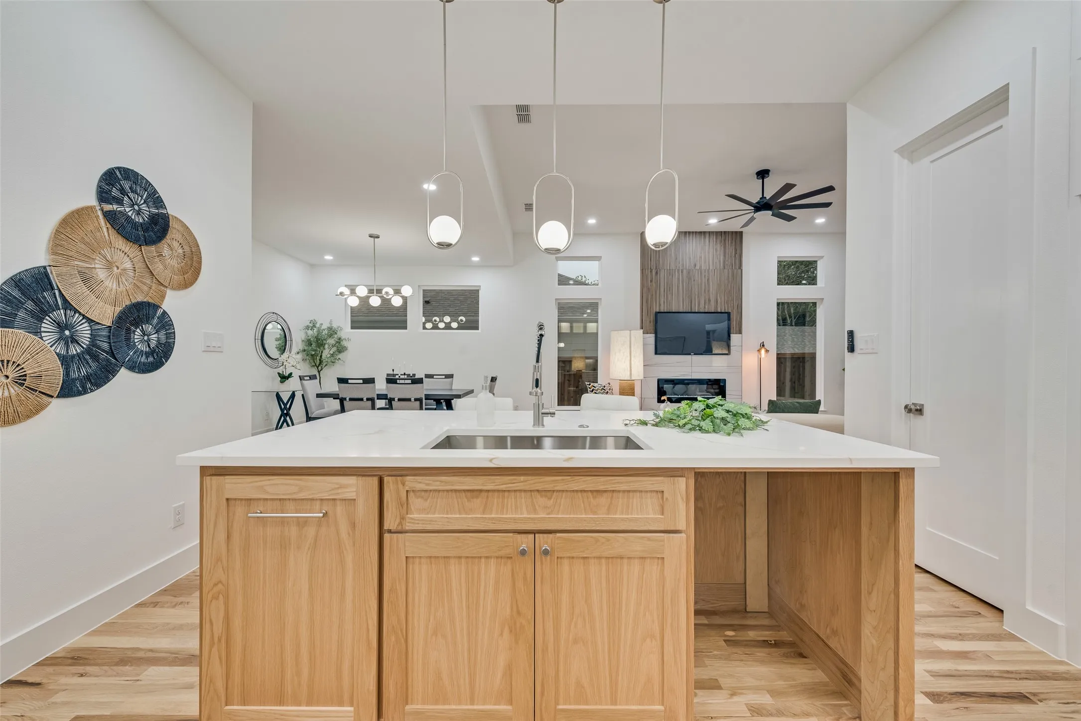 Single Family Residence For Sale in Dallas County , 3530 Gibsondell Avenue, Dallas, Texas 75211, 4 Bedroom, 4 Bathroom, 2 Garage spaces, 2,869 Sqft, built in 2026, New Construction - Complete, mls#21259415, Real Estate Agent in Dallas, Homes For Sale in Dallas county, Homes For Sale in Dallas, Realtor in Dallas Texas, Real Estate Brokerage Independent Realty Texas, Luminita Cordes Realtor