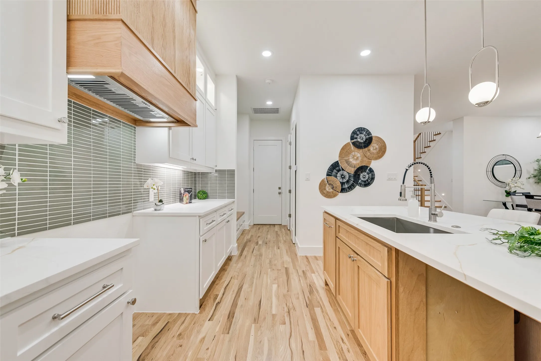 Single Family Residence For Sale in Dallas County , 3530 Gibsondell Avenue, Dallas, Texas 75211, 4 Bedroom, 4 Bathroom, 2 Garage spaces, 2,869 Sqft, built in 2026, New Construction - Complete, mls#21259415, Real Estate Agent in Dallas, Homes For Sale in Dallas county, Homes For Sale in Dallas, Realtor in Dallas Texas, Real Estate Brokerage Independent Realty Texas, Luminita Cordes Realtor