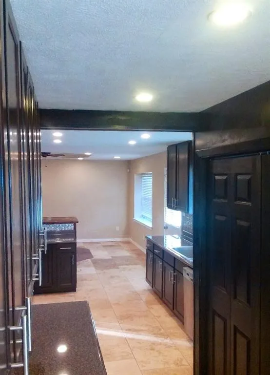 Single Family Residence For Sale in Collin County , 1111 N Houston Street, Royse City, Texas 75189, 3 Bedrooms, 2 Bathrooms, Garage spaces, 1,567 Sqft, built in 1973, Price $195,000, mls#21253529, Real Estate Agent in Royse City, Homes For Sale in Collin county, Homes For Sale in Royse City, Realtor in Royse City Texas, Real Estate Brokerage Independent Realty Texas, Luminita Cordes Realtor