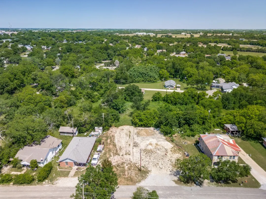 Improved Land For Sale in Grayson County , TBD E Fulton Street, Van Alstyne, Texas 75495, 0, 0, Garage spaces, 0 Sqft, built in 0, mls#21254532, Real Estate Agent in Van Alstyne, Homes For Sale in Grayson county, Homes For Sale in Van Alstyne, Realtor in Van Alstyne Texas, Real Estate Brokerage Independent Realty Texas, Luminita Cordes Realtor