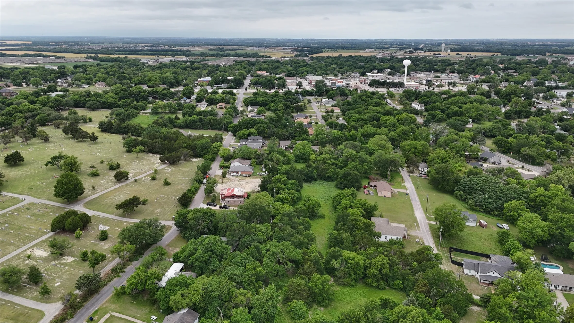 Improved Land For Sale in Grayson County , TBD E Fulton Street, Van Alstyne, Texas 75495, 0, 0, Garage spaces, 0 Sqft, built in 0, mls#21254532, Real Estate Agent in Van Alstyne, Homes For Sale in Grayson county, Homes For Sale in Van Alstyne, Realtor in Van Alstyne Texas, Real Estate Brokerage Independent Realty Texas, Luminita Cordes Realtor