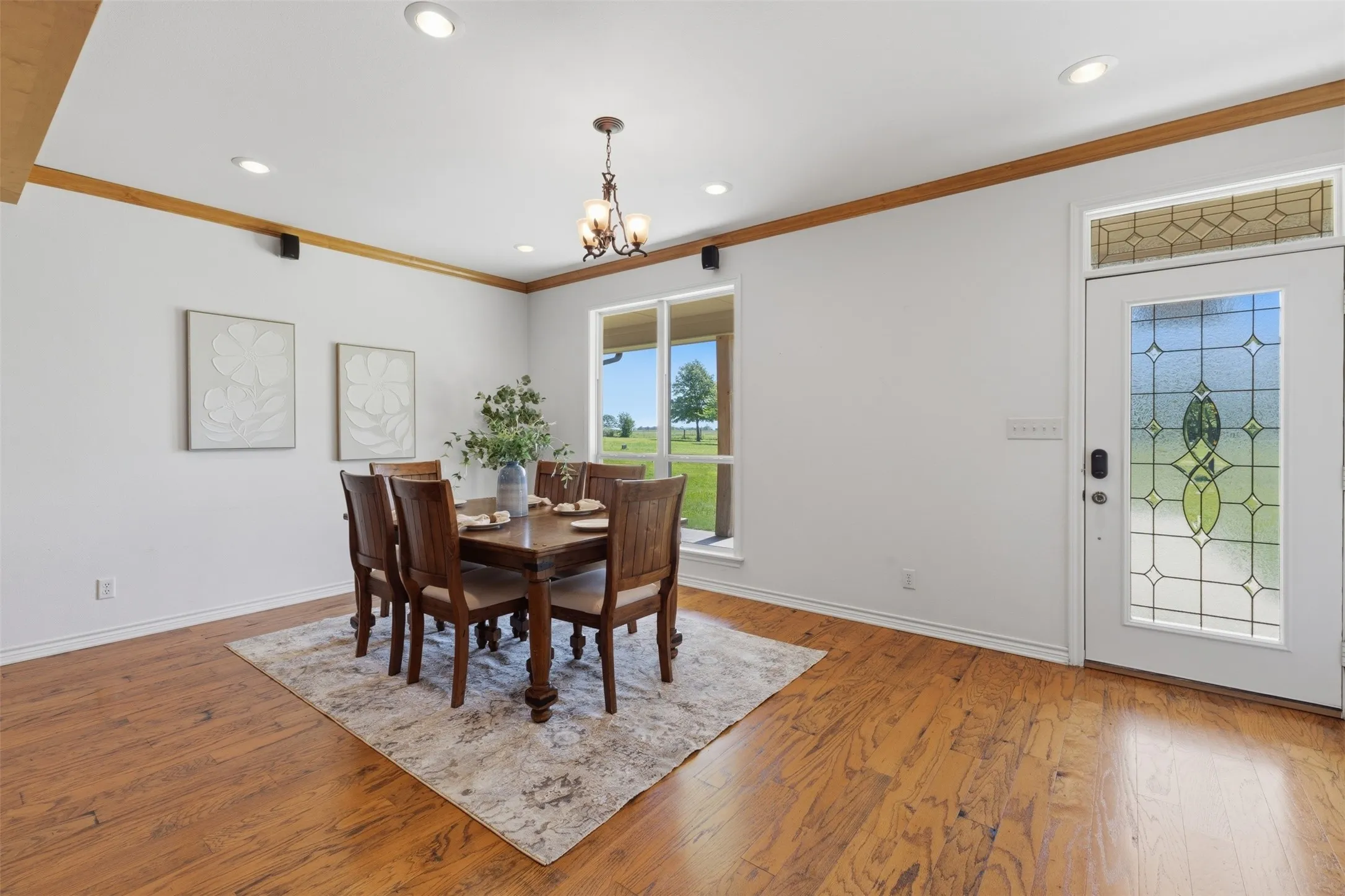 Farm For Sale in Franklin (TX) County , 1676 NW County Road 1030, Mount Vernon, Texas 75457, 3 Bedroom, 3 Bathroom, Garage spaces, 2,300 Sqft, built in 2006, mls#21228906, Real Estate Agent in Mount Vernon, Homes For Sale in Franklin (TX) county, Homes For Sale in Mount Vernon, Realtor in Mount Vernon Texas, Real Estate Brokerage Independent Realty Texas, Luminita Cordes Realtor