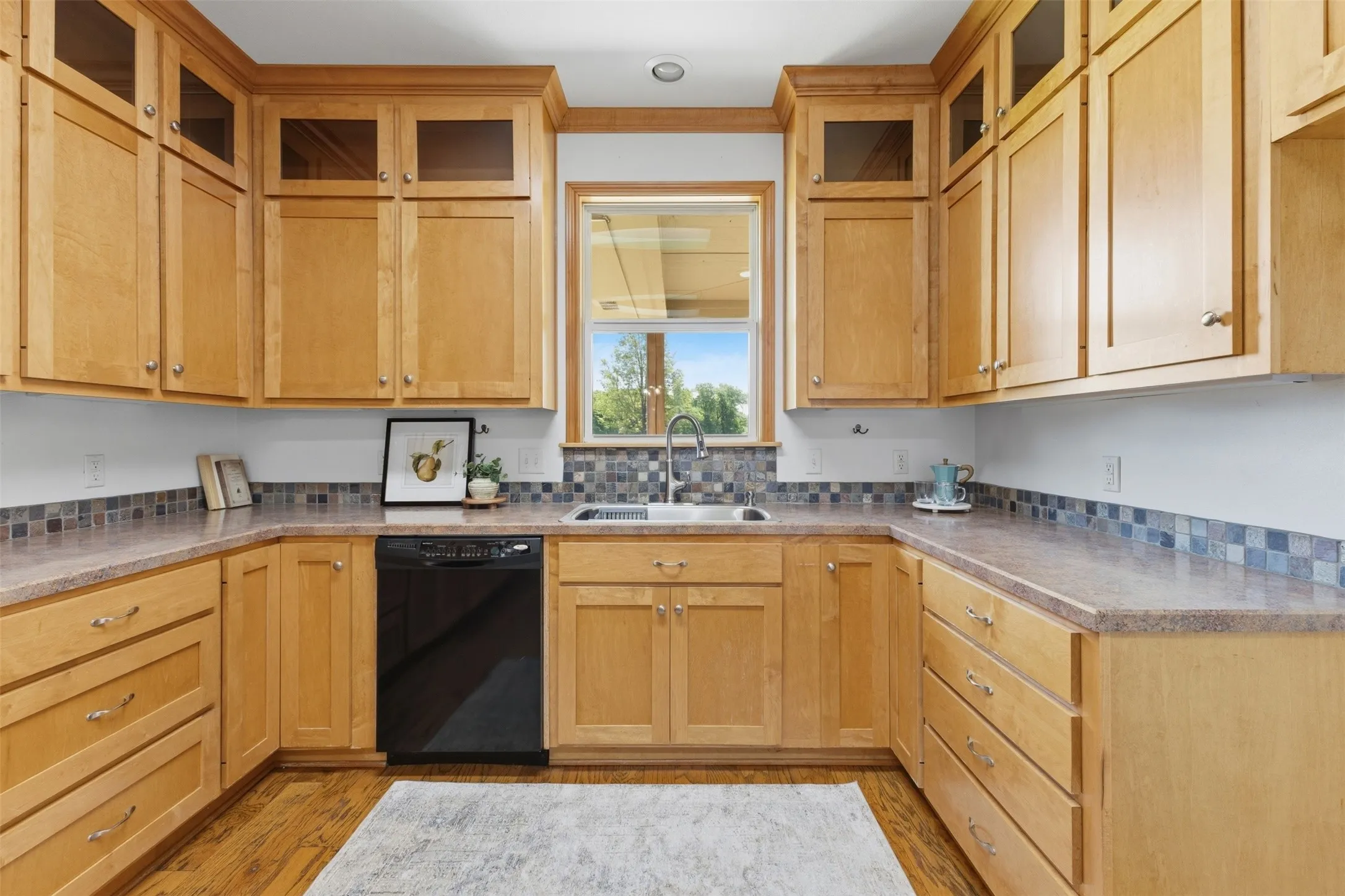 Farm For Sale in Franklin (TX) County , 1676 NW County Road 1030, Mount Vernon, Texas 75457, 3 Bedroom, 3 Bathroom, Garage spaces, 2,300 Sqft, built in 2006, mls#21228906, Real Estate Agent in Mount Vernon, Homes For Sale in Franklin (TX) county, Homes For Sale in Mount Vernon, Realtor in Mount Vernon Texas, Real Estate Brokerage Independent Realty Texas, Luminita Cordes Realtor