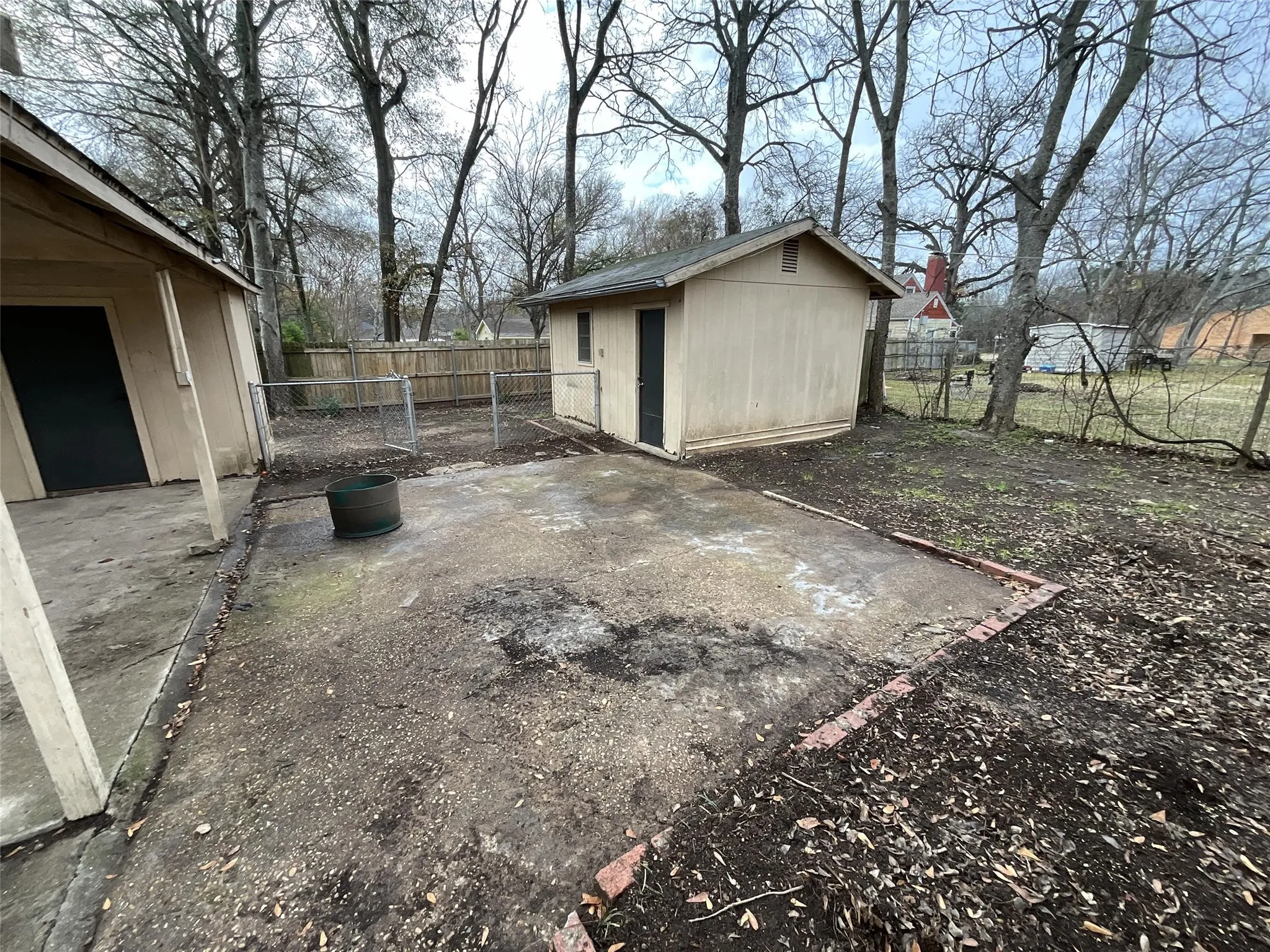 Single Family Residence For Rent in Van Zandt County , 405 Beard Street, Canton, Texas 75103, 3 Bedroom, 2 Bathroom, Garage spaces, 1,147 Sqft, built in 1951, mls#21259461, Real Estate Agent in Canton, Homes For Rent in Van Zandt county, Homes For Rent in Canton, Realtor in Canton Texas, Real Estate Brokerage Independent Realty Texas, Luminita Cordes Realtor